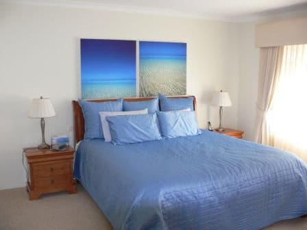 17 Ambergate Close, CANNING VALE WA 6155, Canning Vale - Thumbnail 2