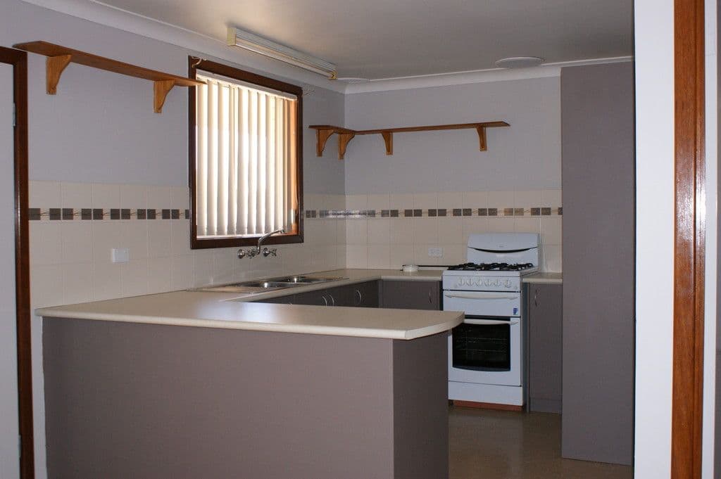 20 Armstrong Street, Dongara WA 6525, Dongara - Thumbnail 4