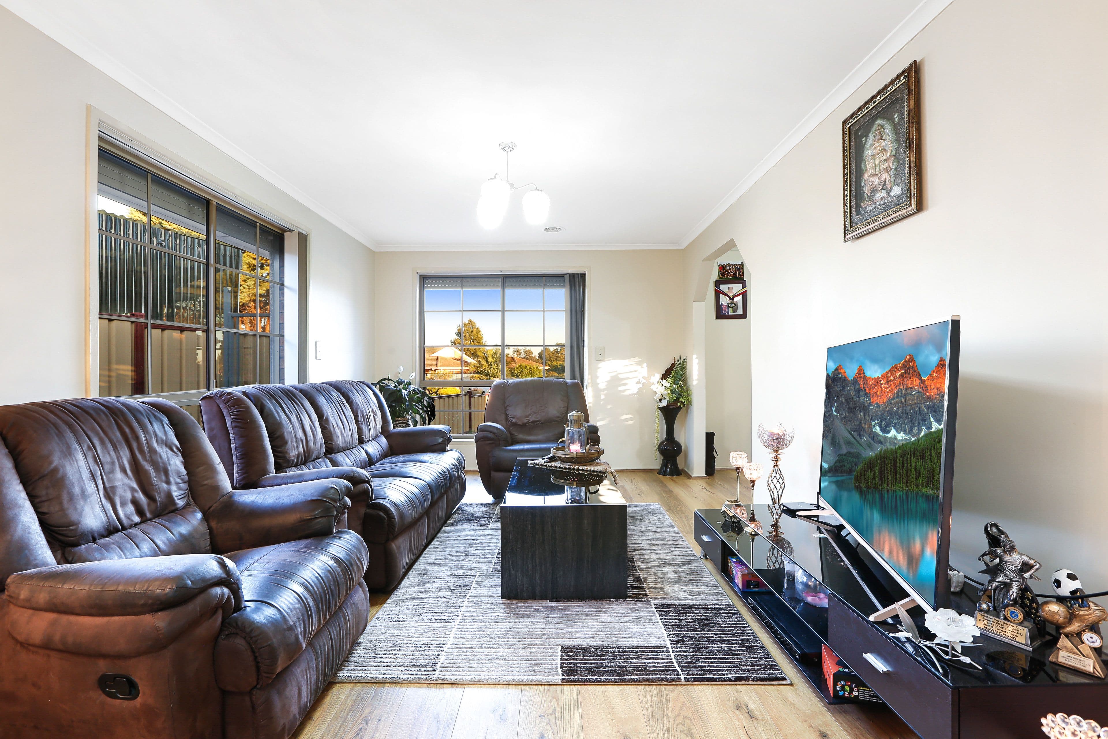 11 Thistle Court, Meadow Heights VIC 3048, Meadow Heights - Thumbnail 2