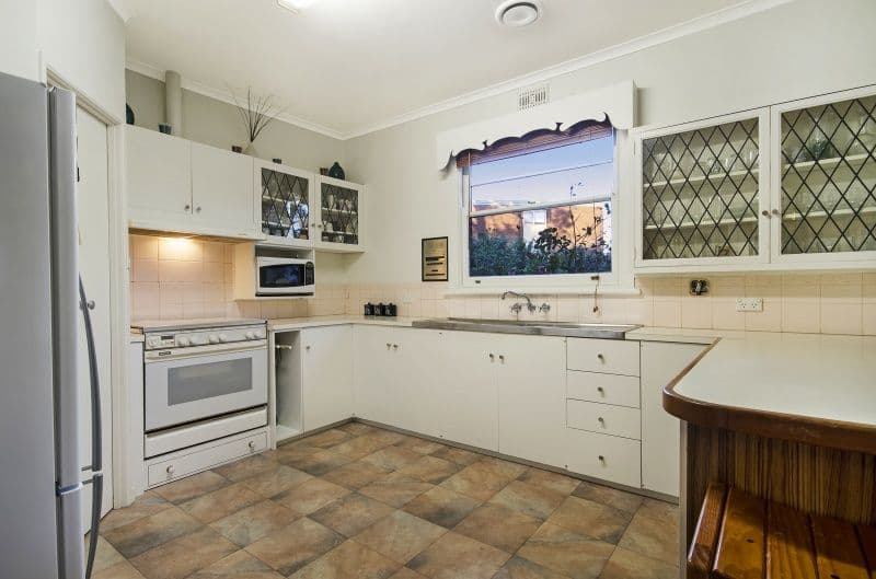 13 Vincent Avenue, GEELONG VIC 3220, Geelong - Thumbnail 5