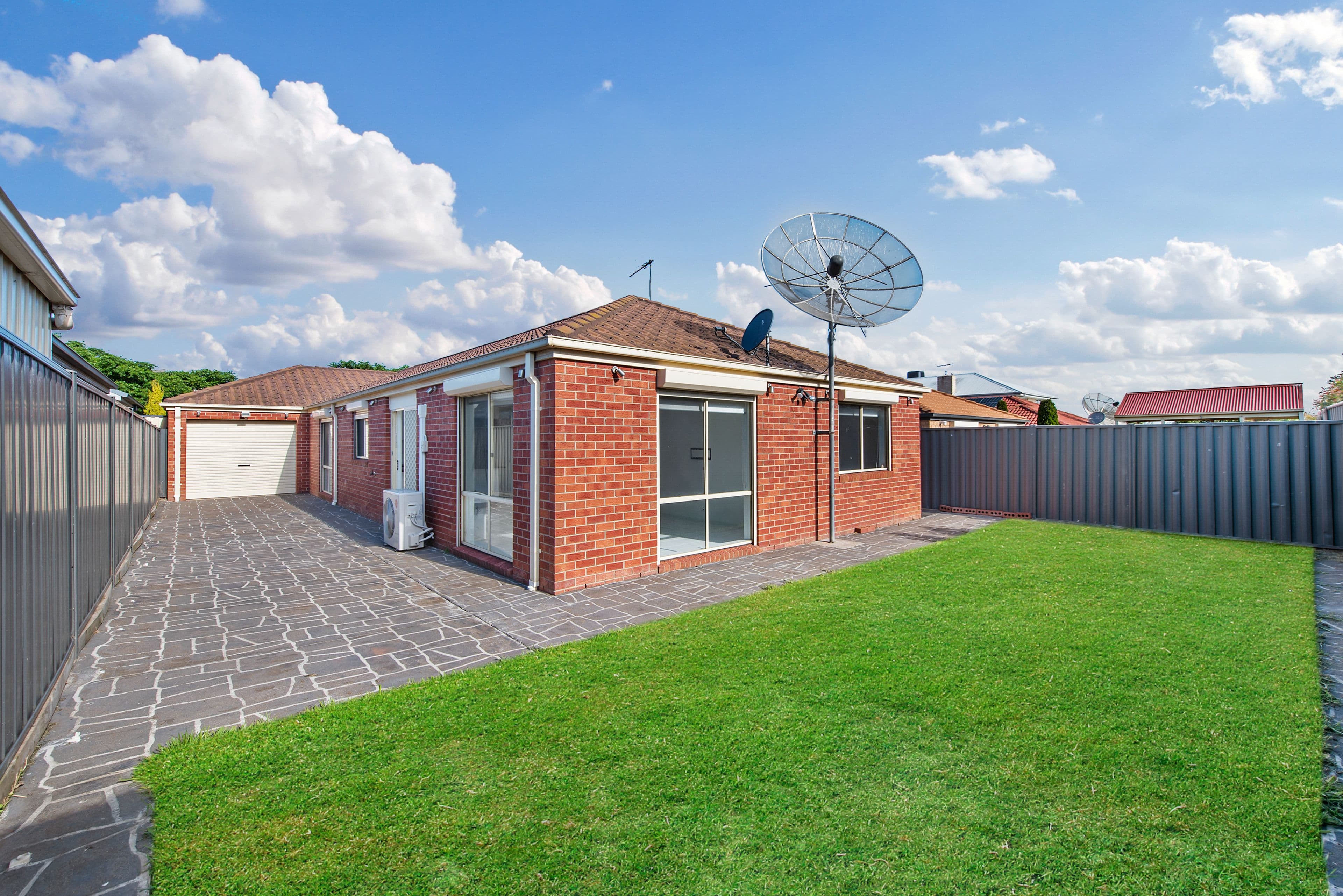 18 Olsen Retreat, Caroline Springs VIC 3023, Caroline Springs - Thumbnail 7