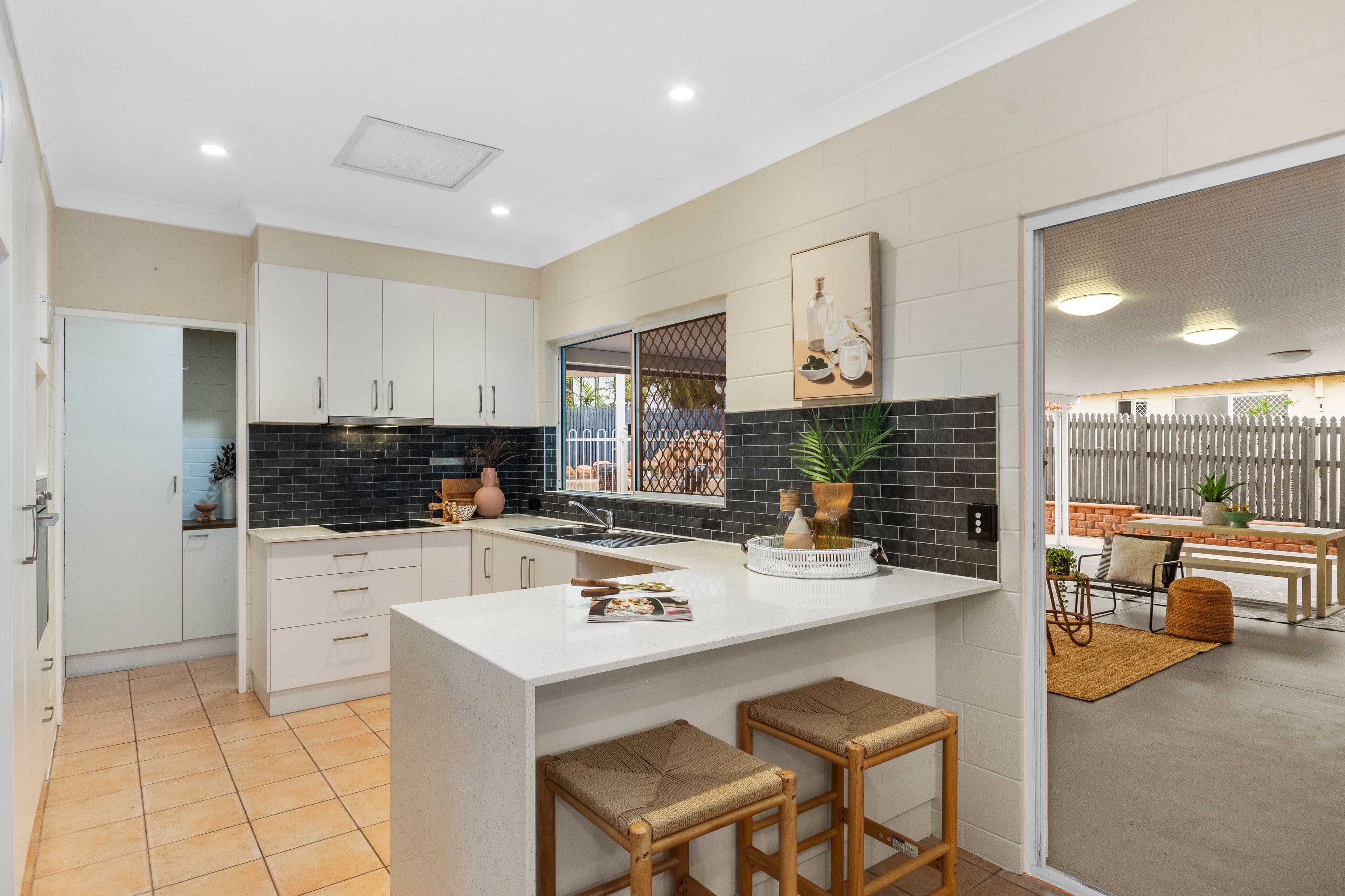 41 Rundle Street, Mount Louisa QLD 4814, Mount Louisa - Thumbnail 4
