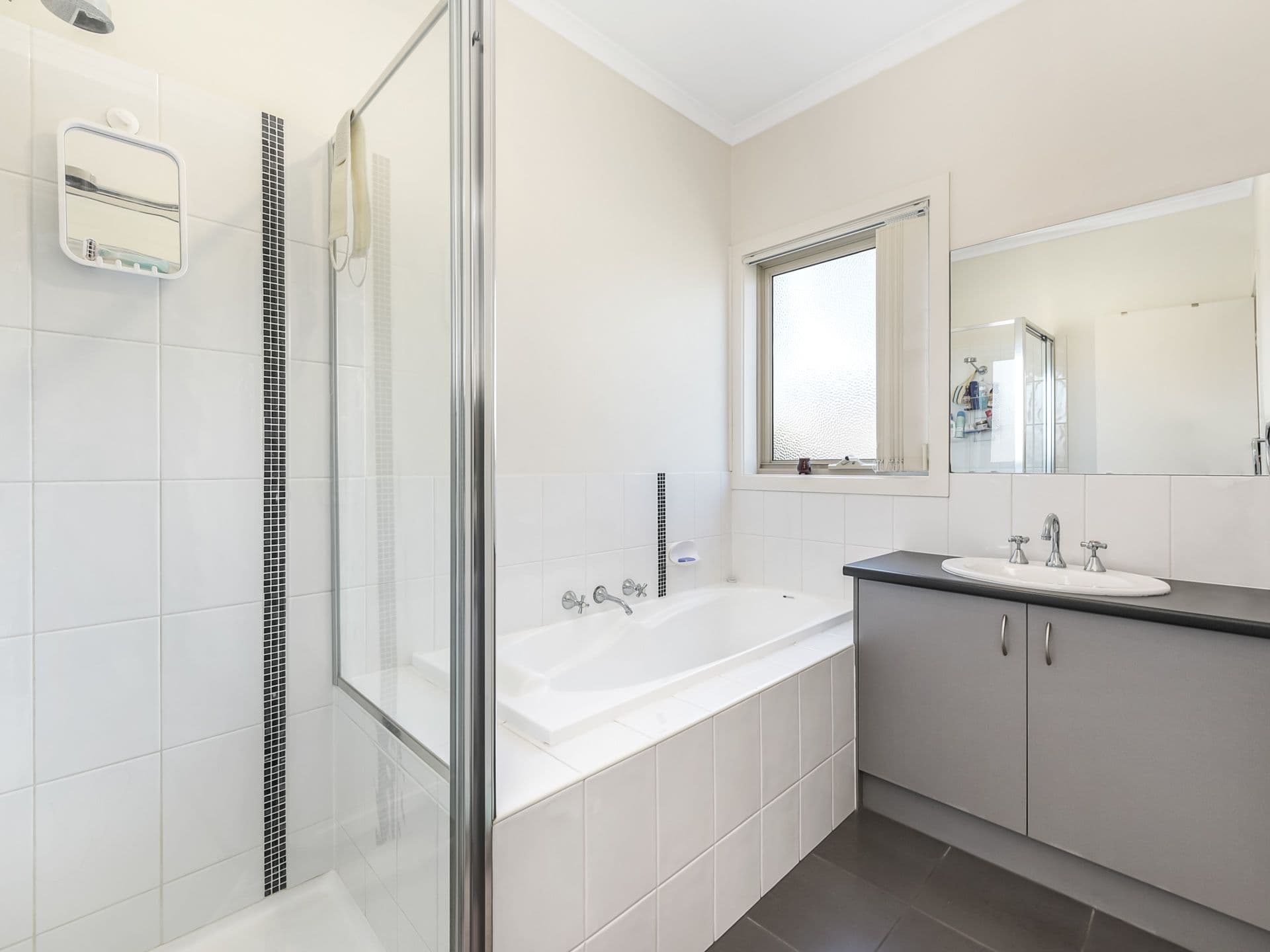 90 Sabel Drive, Cranbourne North VIC 3977, Cranbourne North - Thumbnail 6