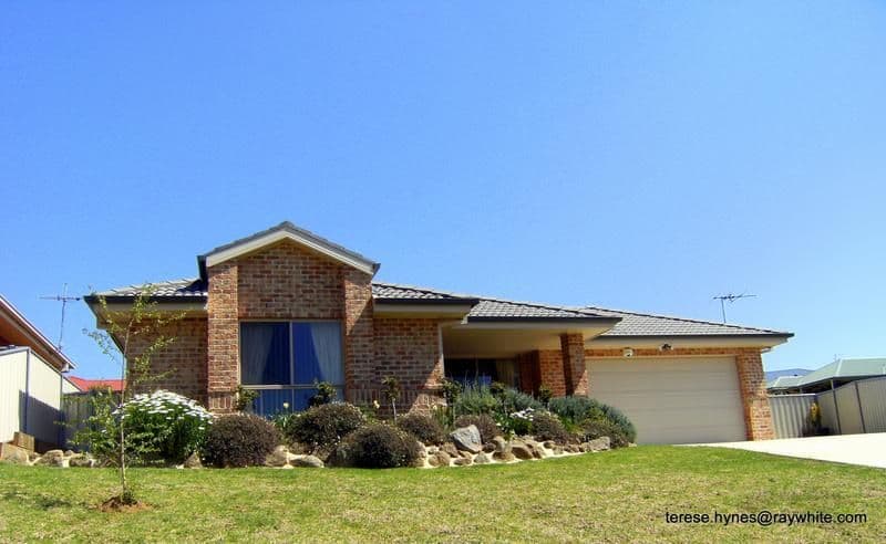 33 Petticoat Lane, YOUNG NSW 2594, Young - Image 1