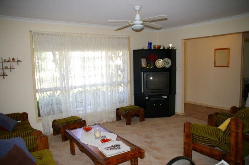 2 Banksia Street, RENMARK SA 5341, Renmark - Thumbnail 5