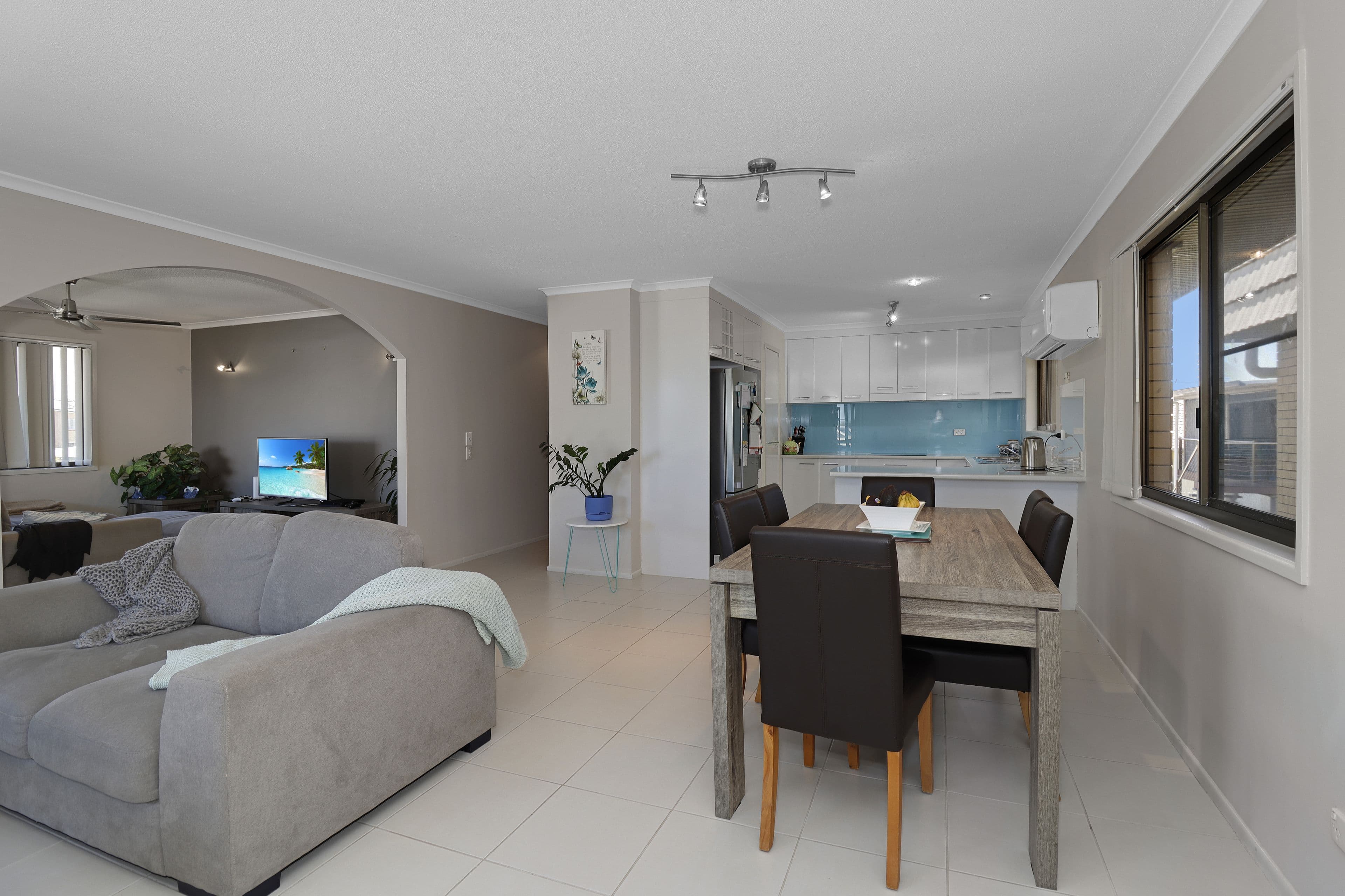 6 Dayman Street, Urangan QLD 4655, Urangan - Thumbnail 5