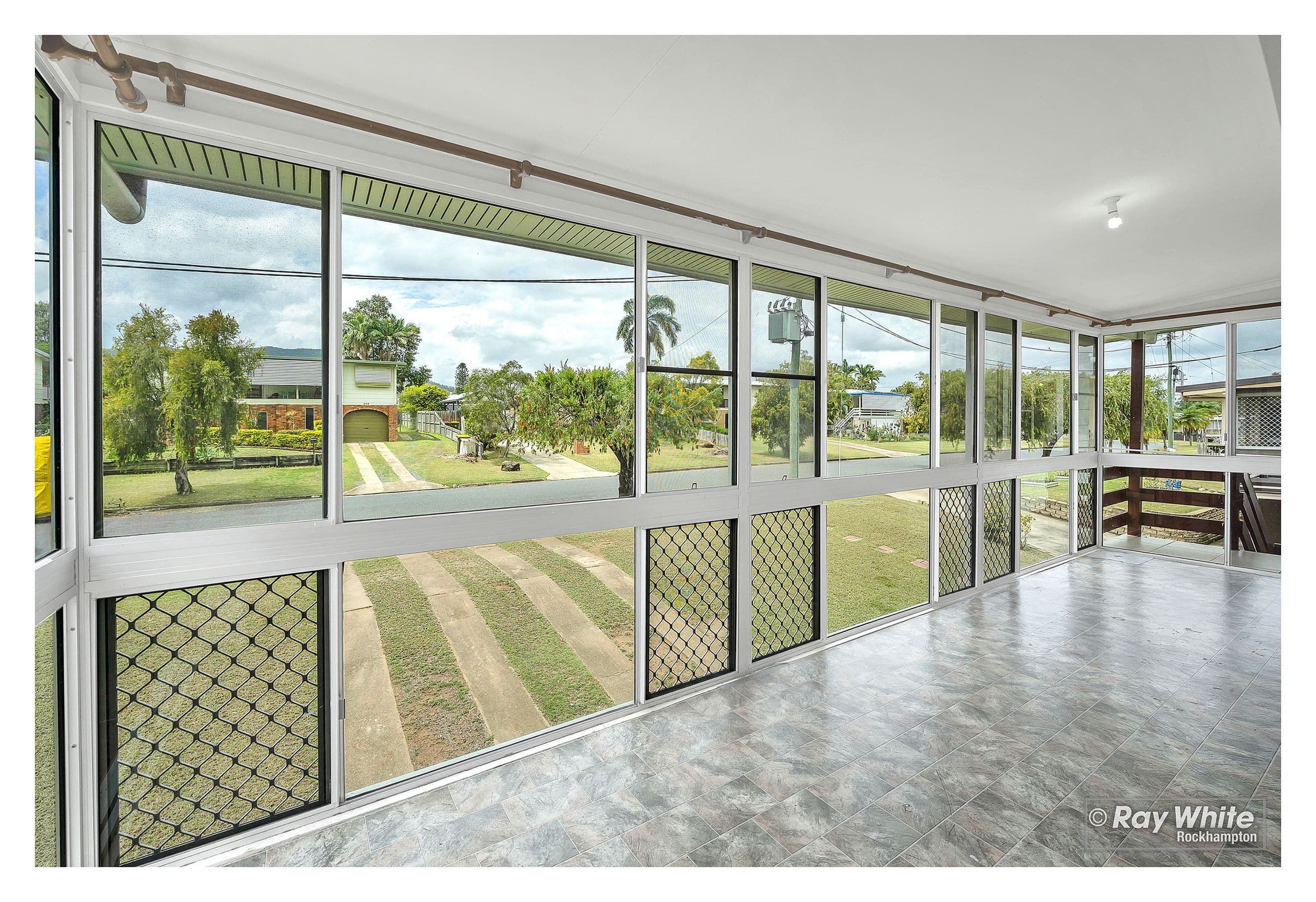 292 Blanchfield Street, Koongal QLD 4701, Koongal - Thumbnail 3