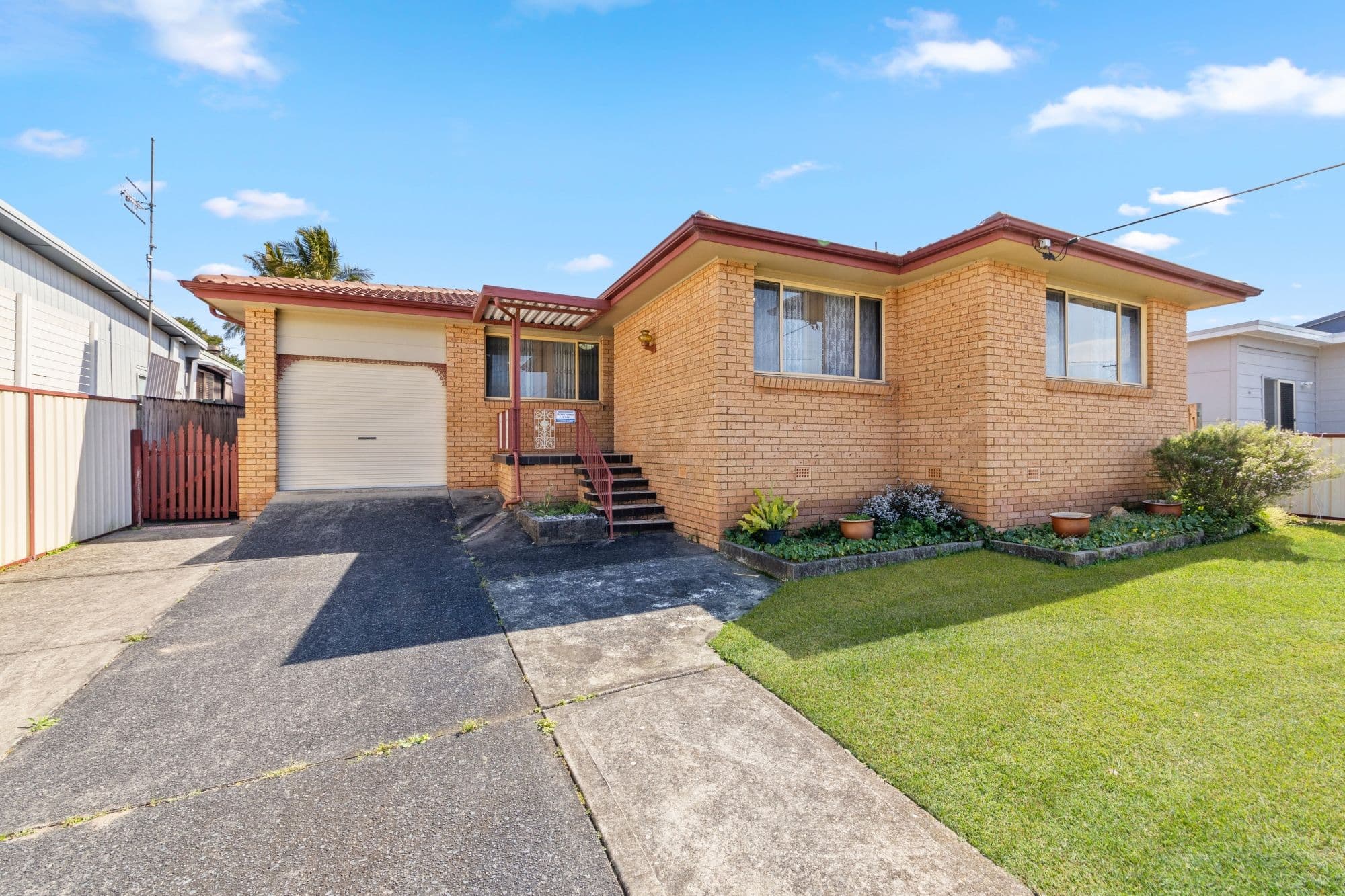 14 Vena Avenue, Gorokan NSW 2263, Gorokan - Image 1