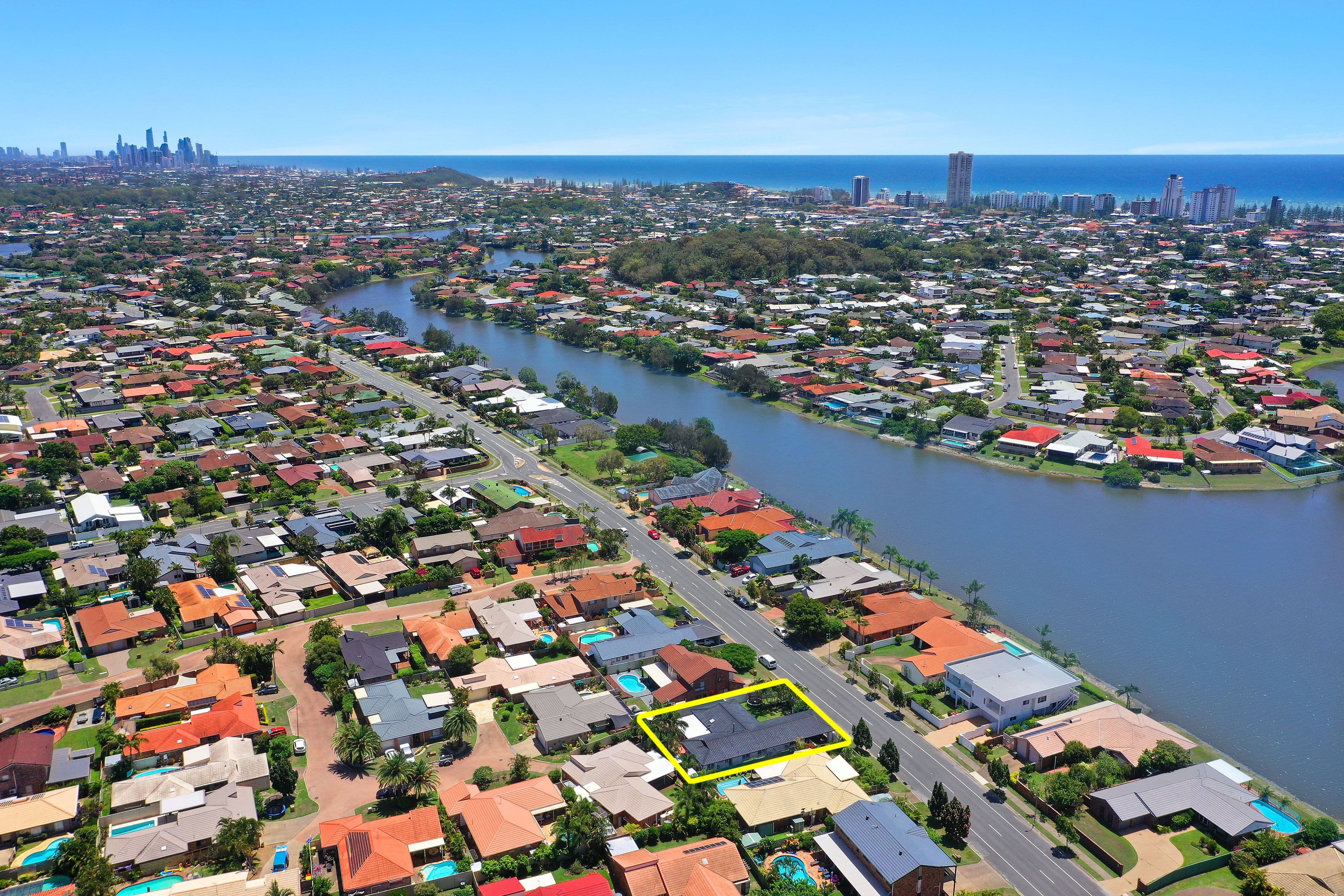 61 Dunlin Drive, Burleigh Waters QLD 4220, Burleigh Waters - Thumbnail 3
