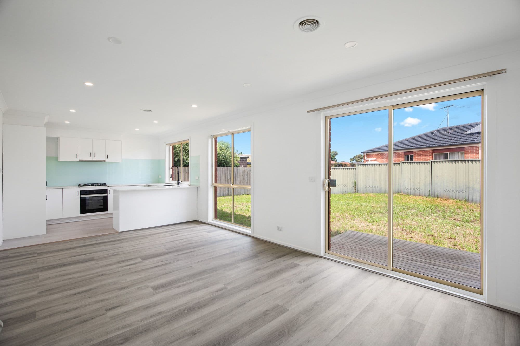 22 Egan Close, Werribee VIC 3030, Werribee - Thumbnail 5