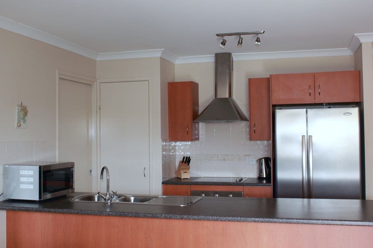 21A Vicki Close, Emerald QLD 4720, Emerald - Thumbnail 2