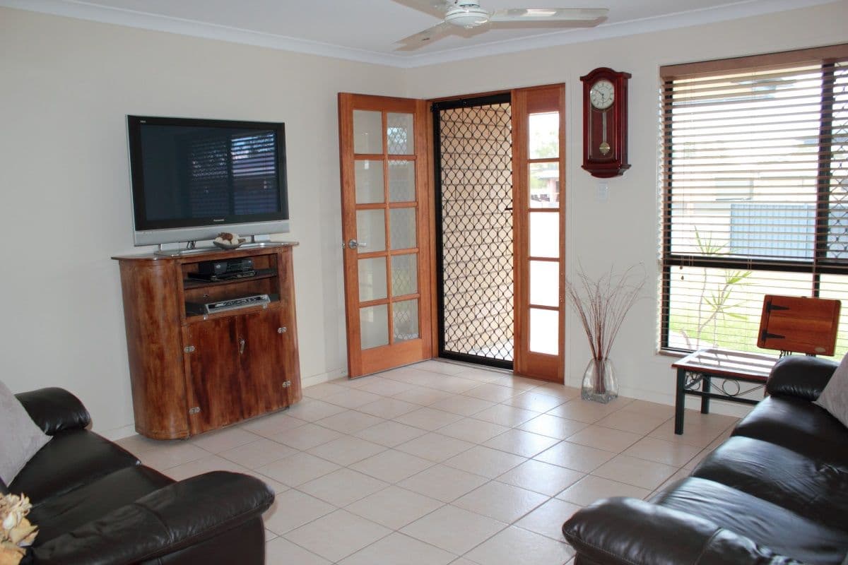 21A Vicki Close, Emerald QLD 4720, Emerald - Thumbnail 5