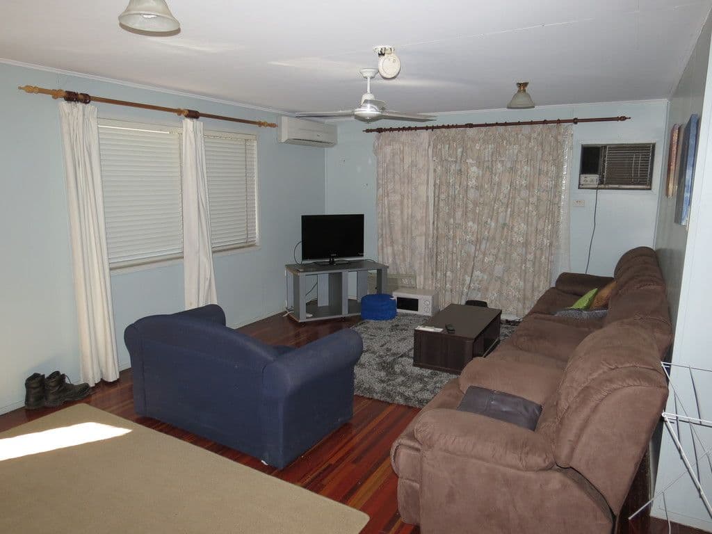 4 Mahogany Street, Blackwater QLD 4717, Blackwater - Thumbnail 6