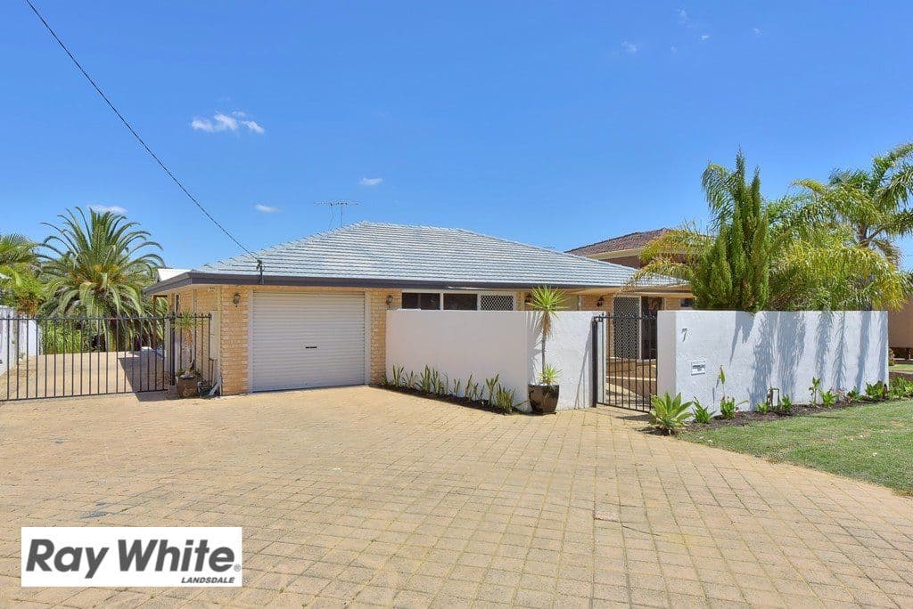 7 Capstone Way, Marangaroo WA 6064, Marangaroo - Thumbnail 2
