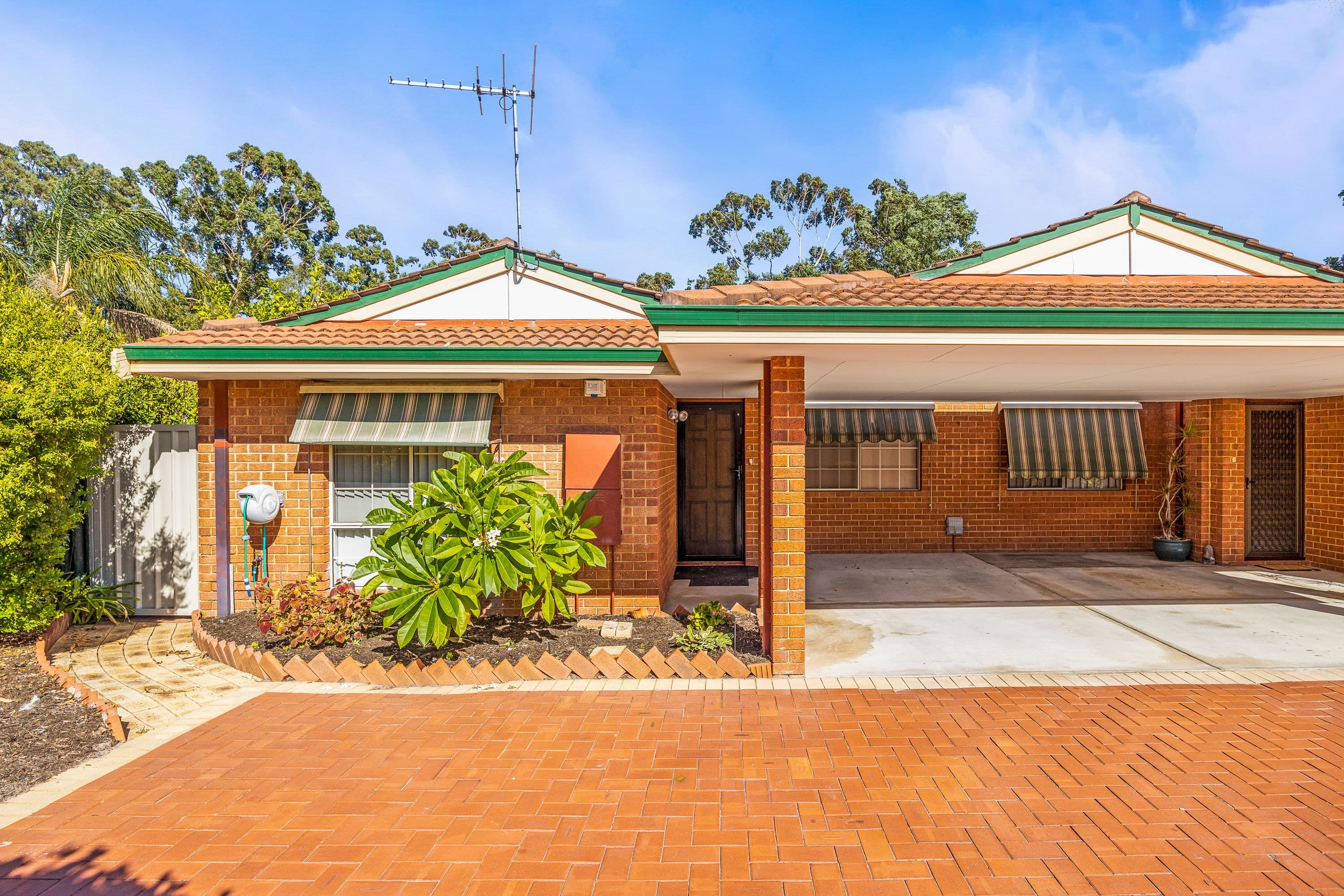 7 Conifer Close, Ballajura WA 6066, Ballajura - Image 1