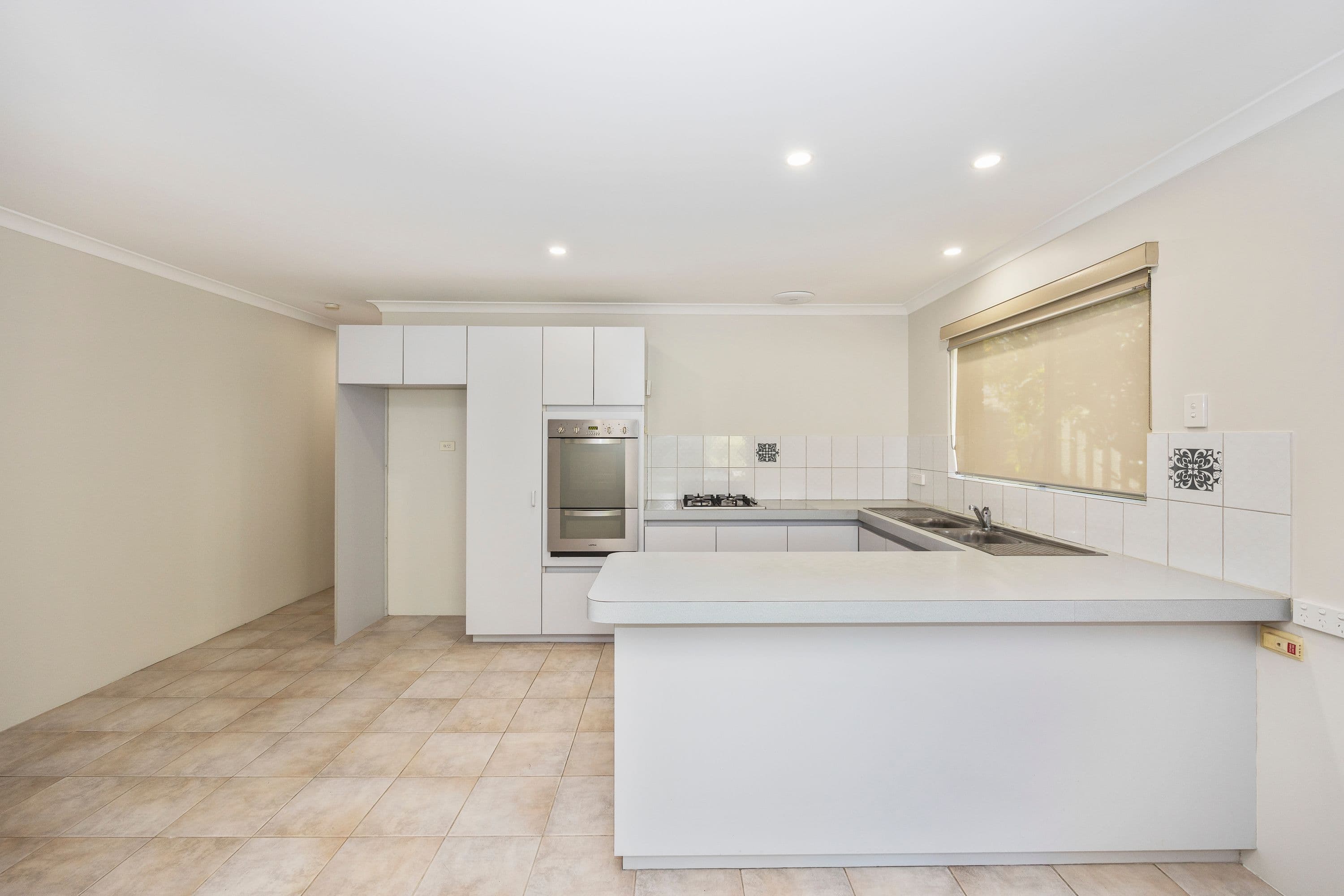 7 Conifer Close, Ballajura WA 6066, Ballajura - Thumbnail 6