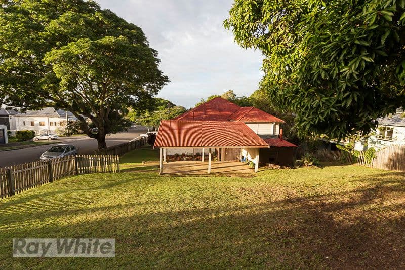26 Akonna Street, WYNNUM QLD 4178, Wynnum - Thumbnail 2