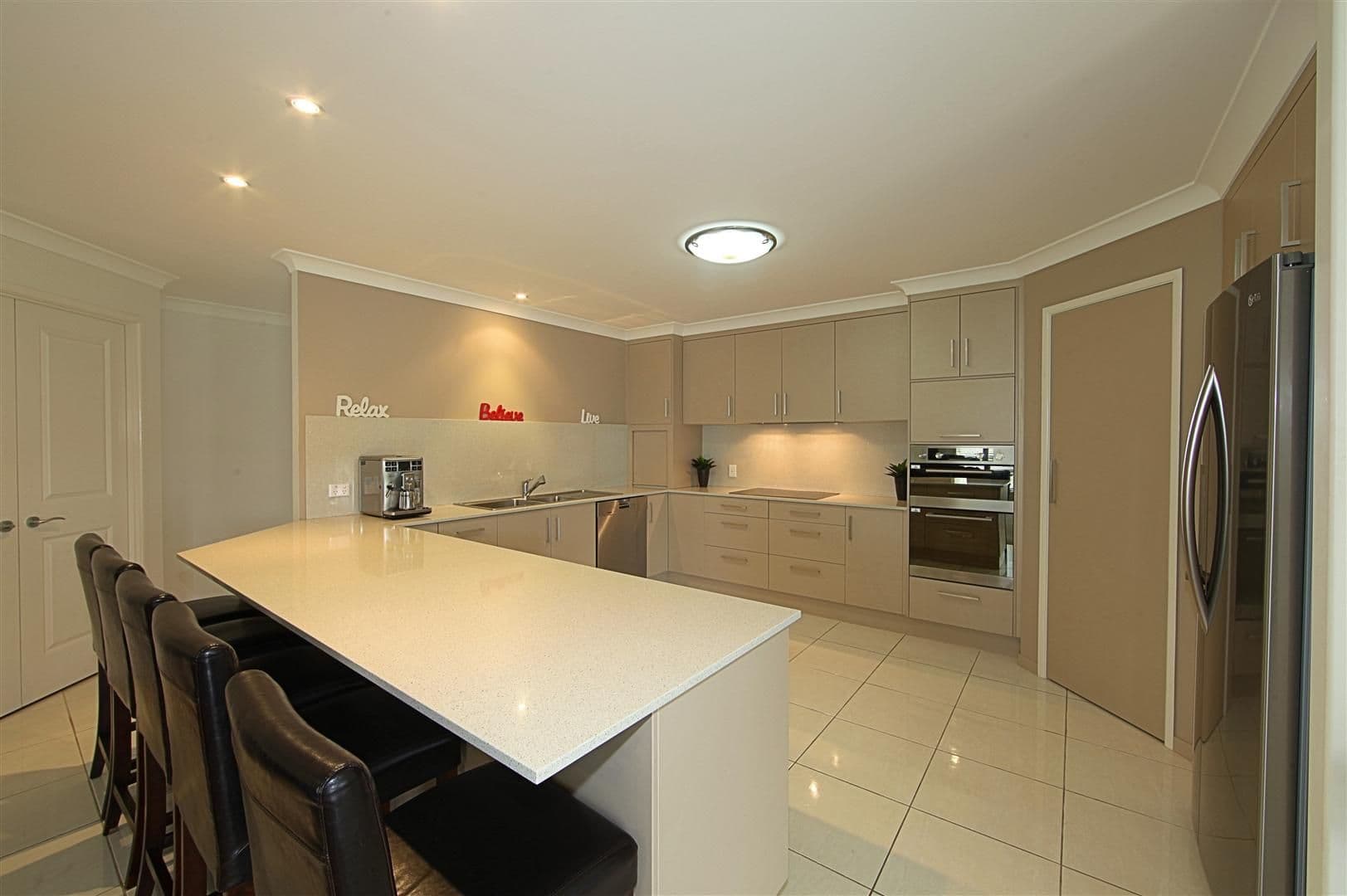 1 Serenity Drive, KALKIE QLD 4670, Kalkie - Thumbnail 2