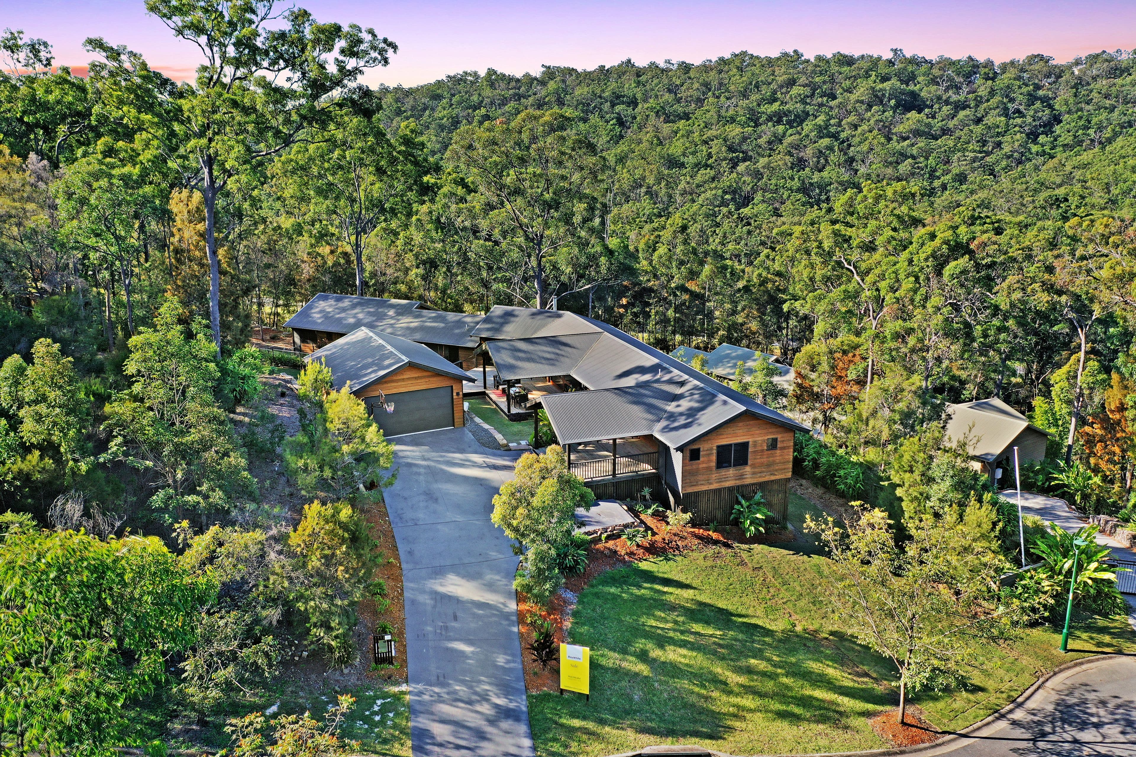 8 Tahlia Court, Bonogin QLD 4213, Bonogin - Image 1