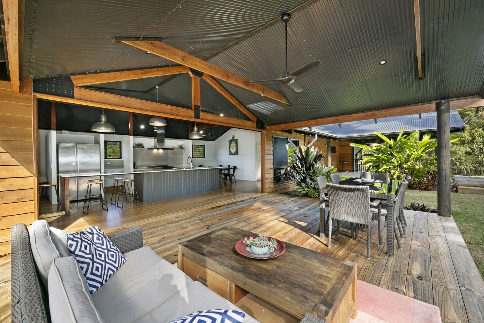 8 Tahlia Court, Bonogin QLD 4213, Bonogin - Thumbnail 2