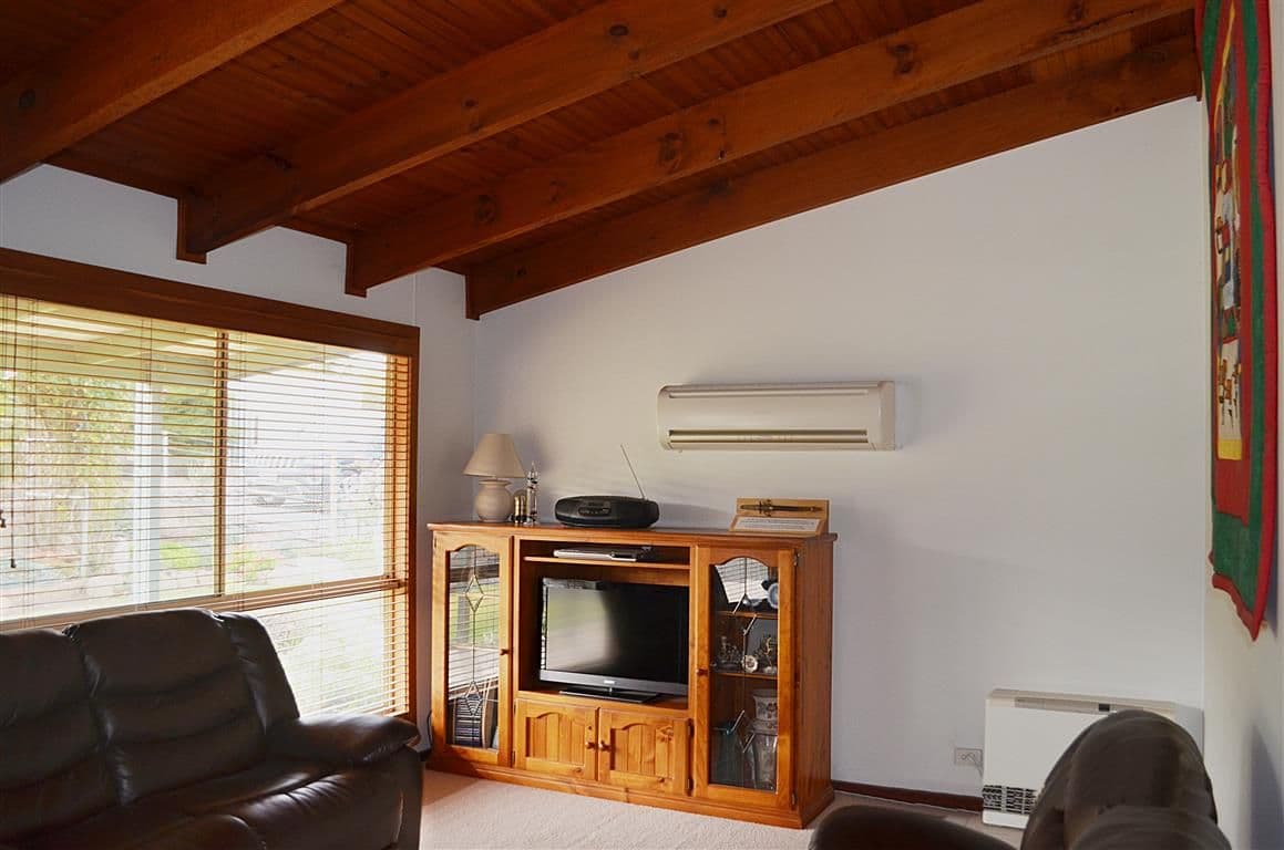9 Camp Street, Adelong - Thumbnail 4