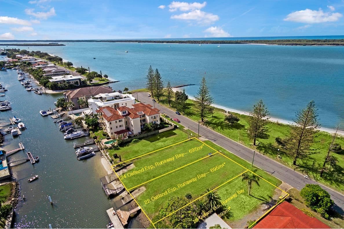 20 Oatland Esplanade, Runaway Bay QLD 4216, Runaway Bay - Thumbnail 3