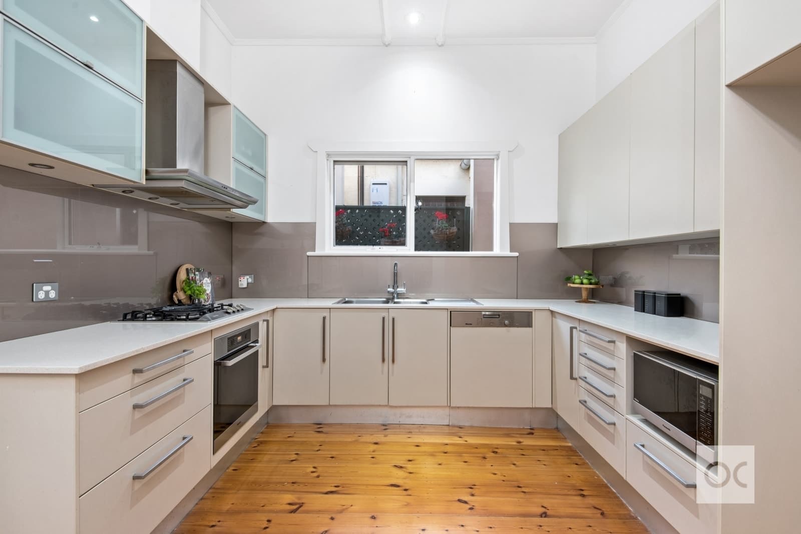 3 Carlisle Road, Westbourne Park - Thumbnail 5