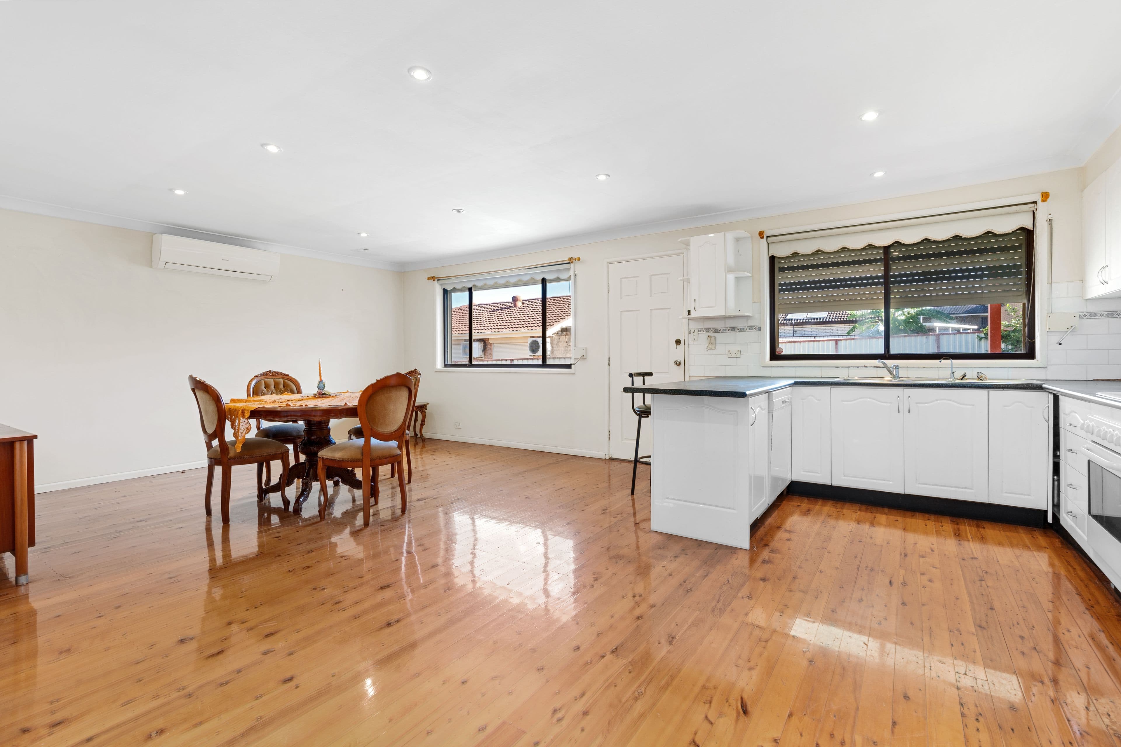 10 Hornet Street, Greenfield Park NSW 2176, Greenfield Park - Thumbnail 5