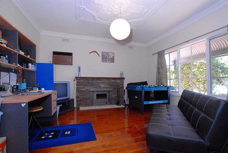 19 Victoria Avenue, MITCHAM VIC 3132, Mitcham - Thumbnail 5