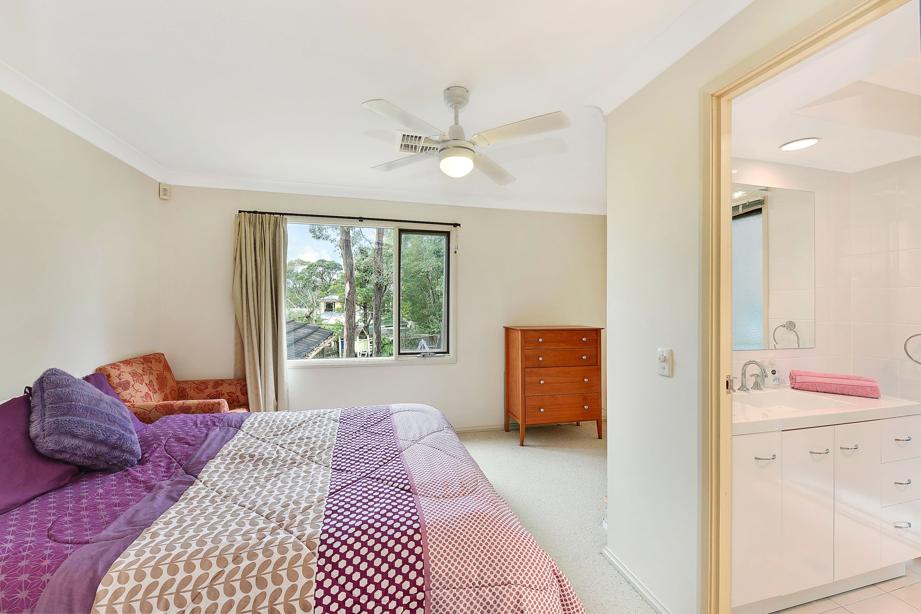 220 Quarter Sessions Road, Westleigh - Thumbnail 6