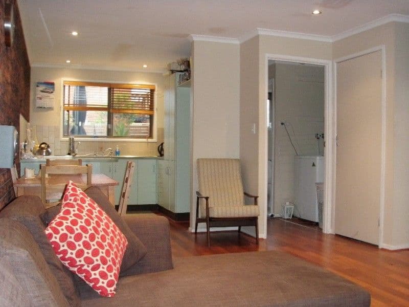 40 Tolverne Street, ROCHEDALE SOUTH QLD 4123, Rochedale South - Thumbnail 2