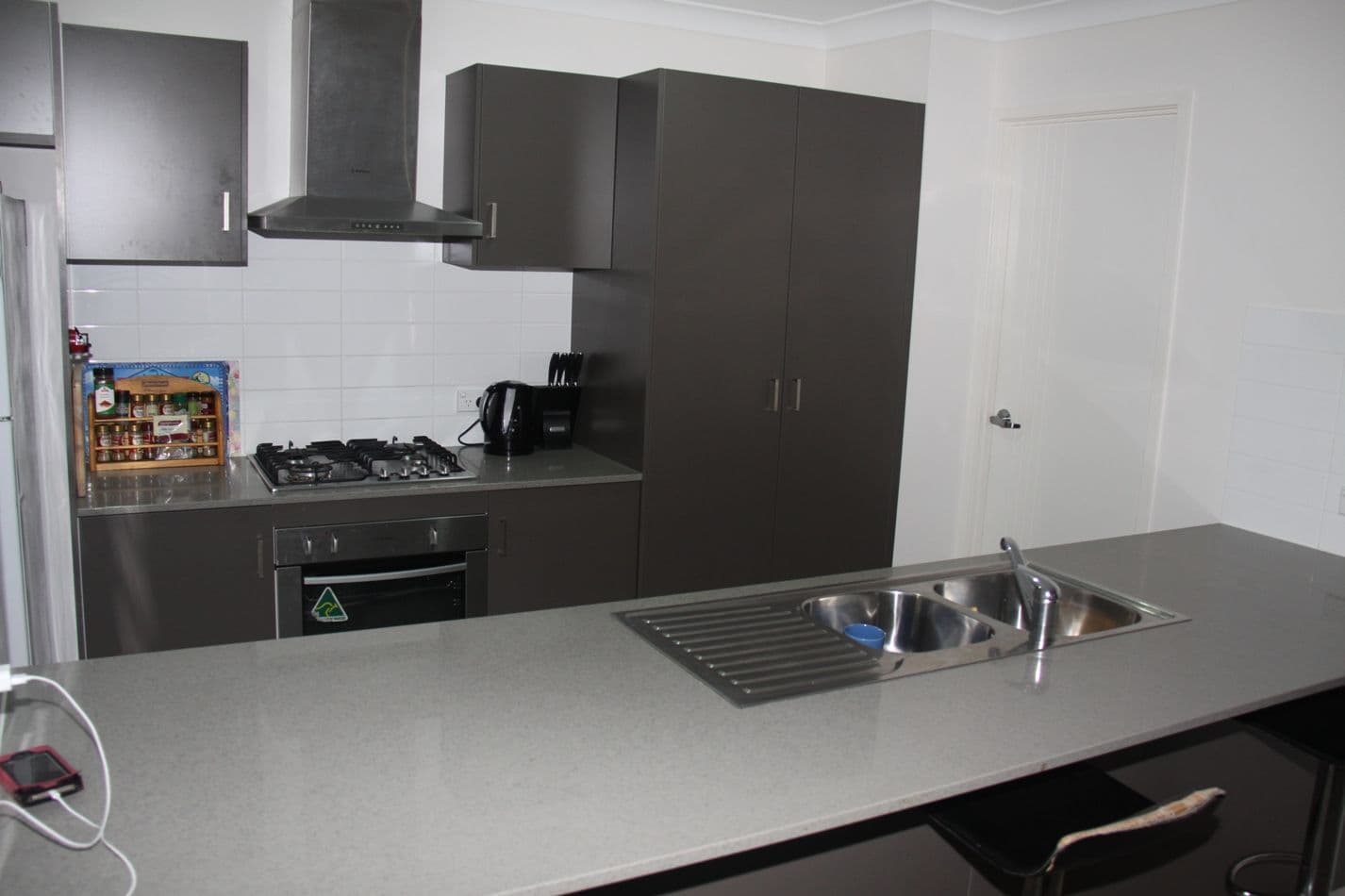 14 Aurora Road, Tannum Sands QLD 4680, Tannum Sands - Thumbnail 2