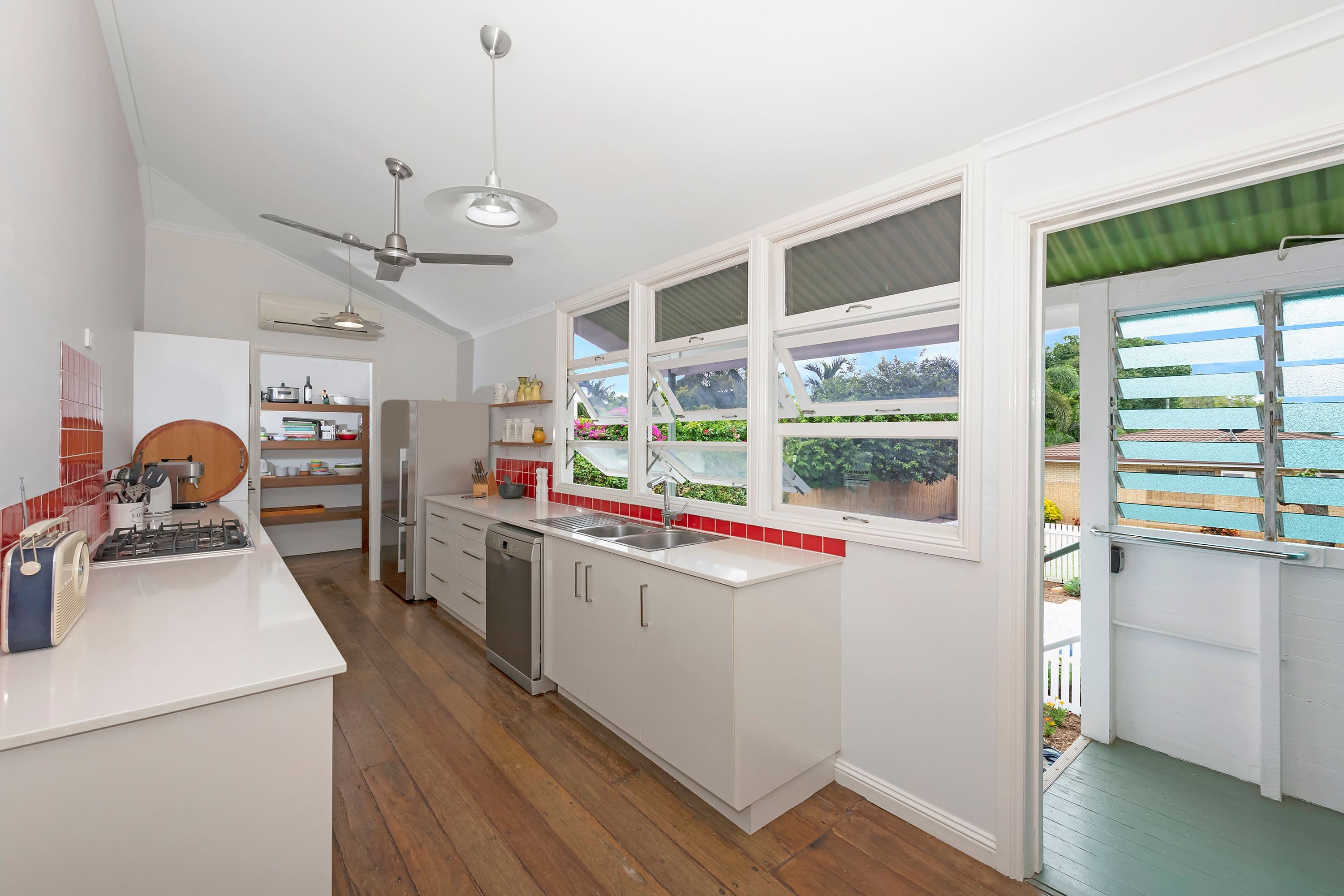 30 Soule Street, Hermit Park QLD 4812, Hermit Park - Thumbnail 4