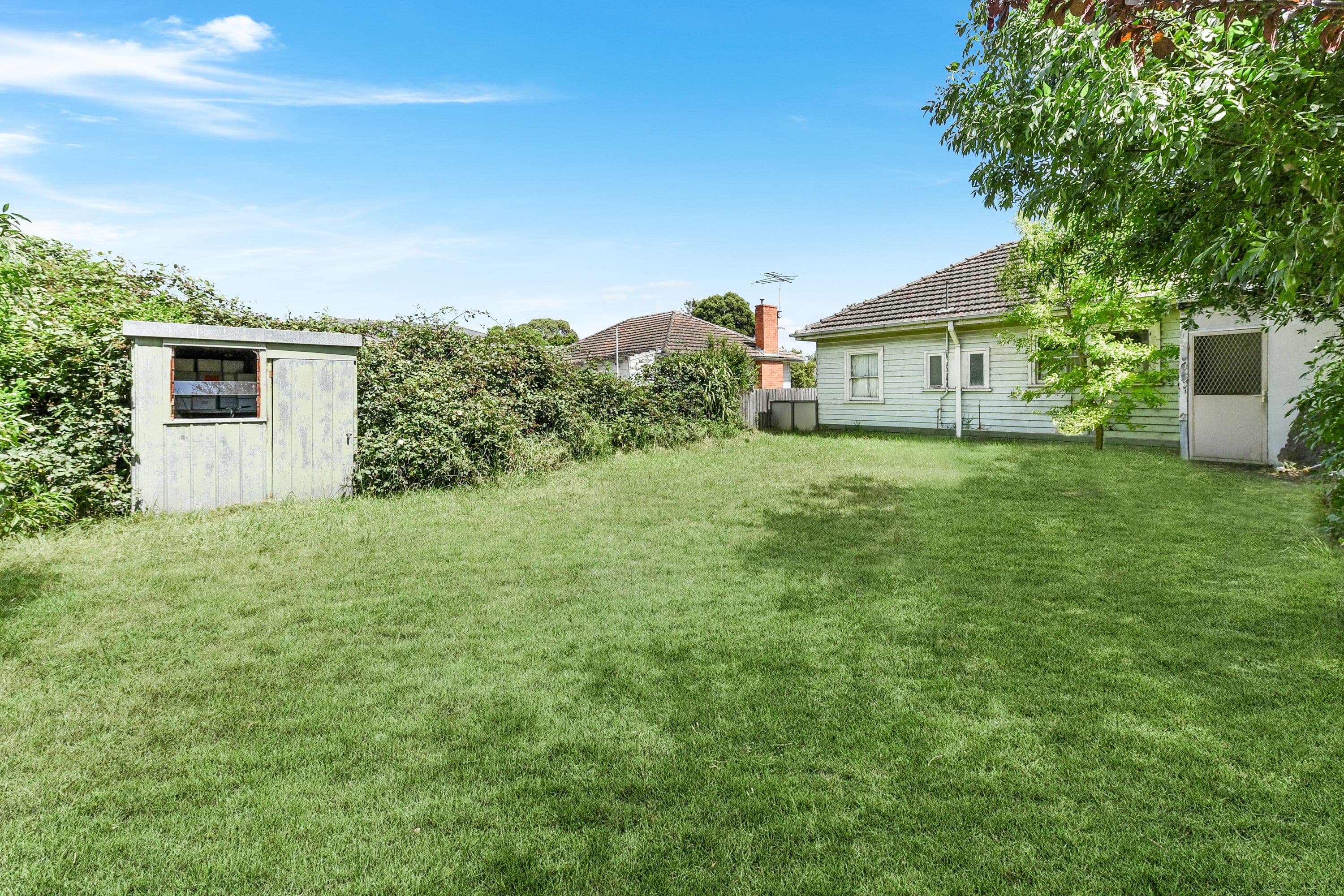 10 Swayfield Road, Mount Waverley VIC 3149, Mount Waverley - Thumbnail 4