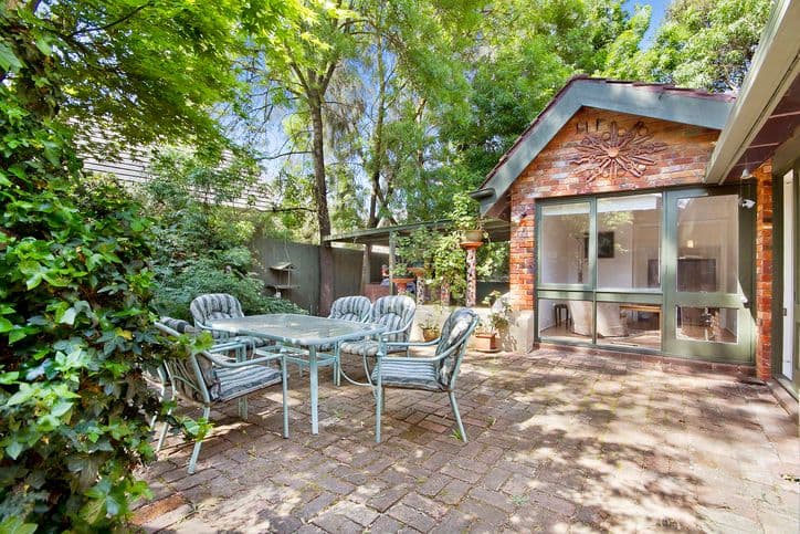 66 Whitehorse Road, BLACKBURN VIC 3130, Blackburn - Thumbnail 4