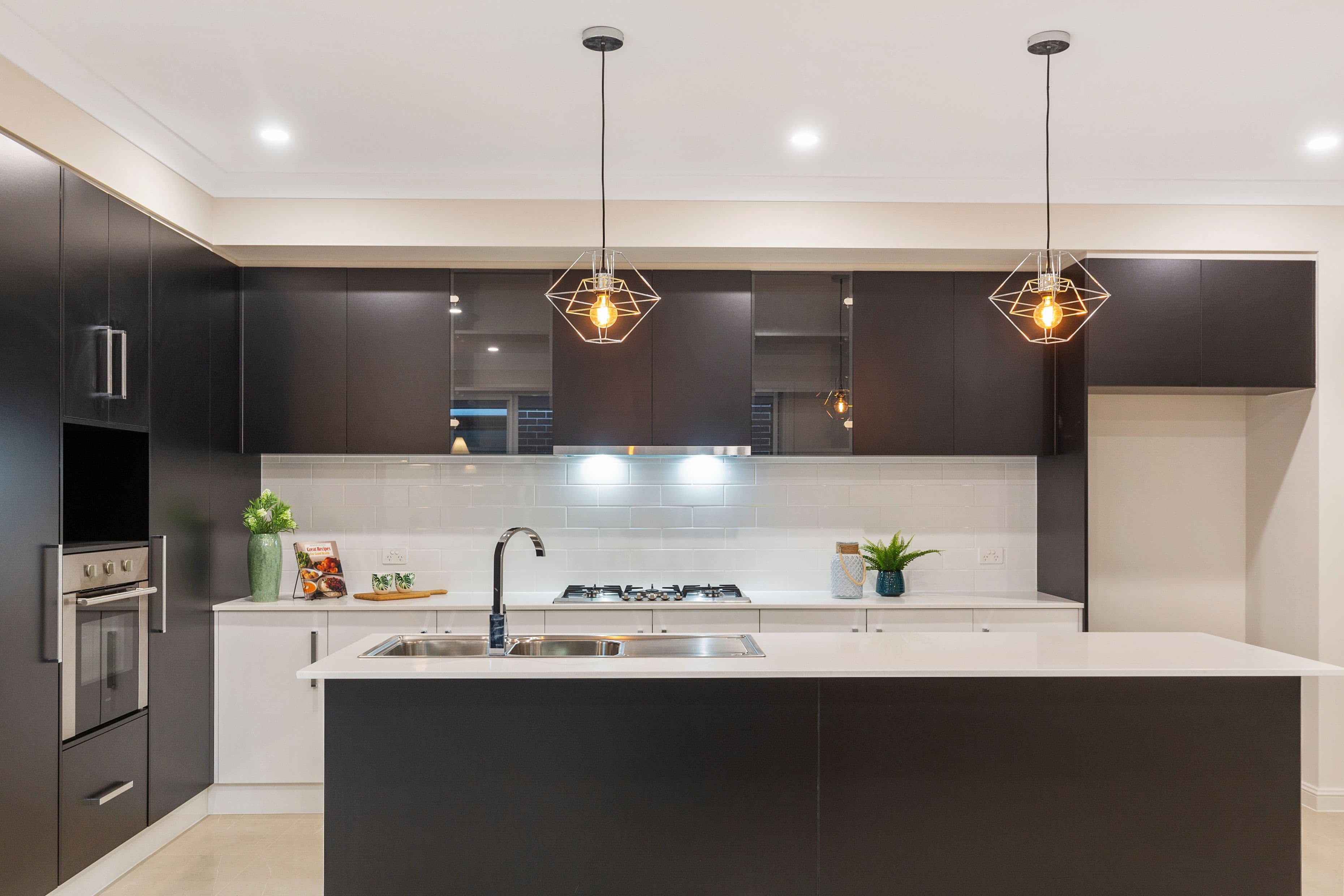 13 Clifford Street, Brooklyn Park SA 5032, Brooklyn Park - Thumbnail 2