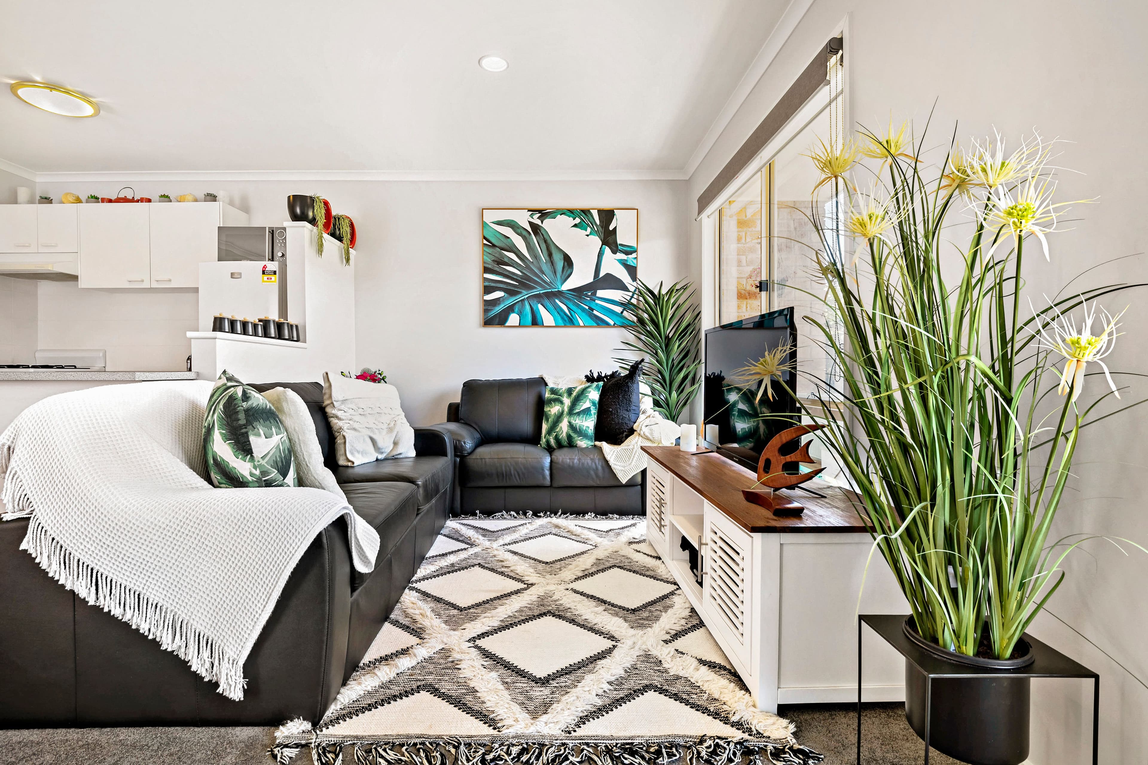 21-23 Hill Street, Frankston VIC 3199, Frankston - Thumbnail 2