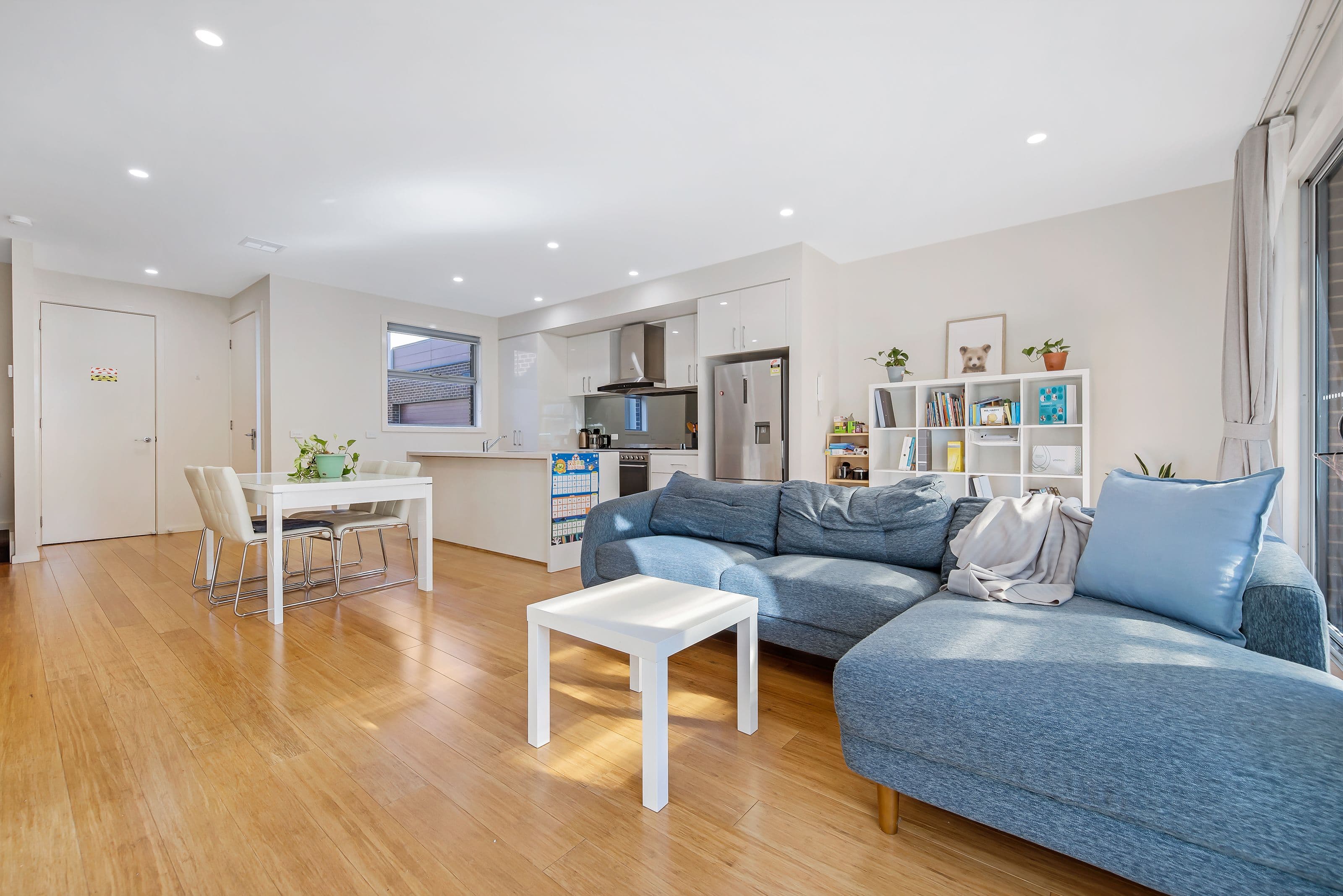 5 Emica Parade, Knoxfield VIC 3180, Knoxfield - Thumbnail 2