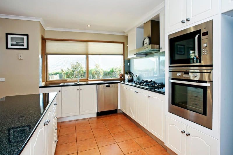 30 Perennial Rise, GROVEDALE VIC 3216, Grovedale - Thumbnail 4