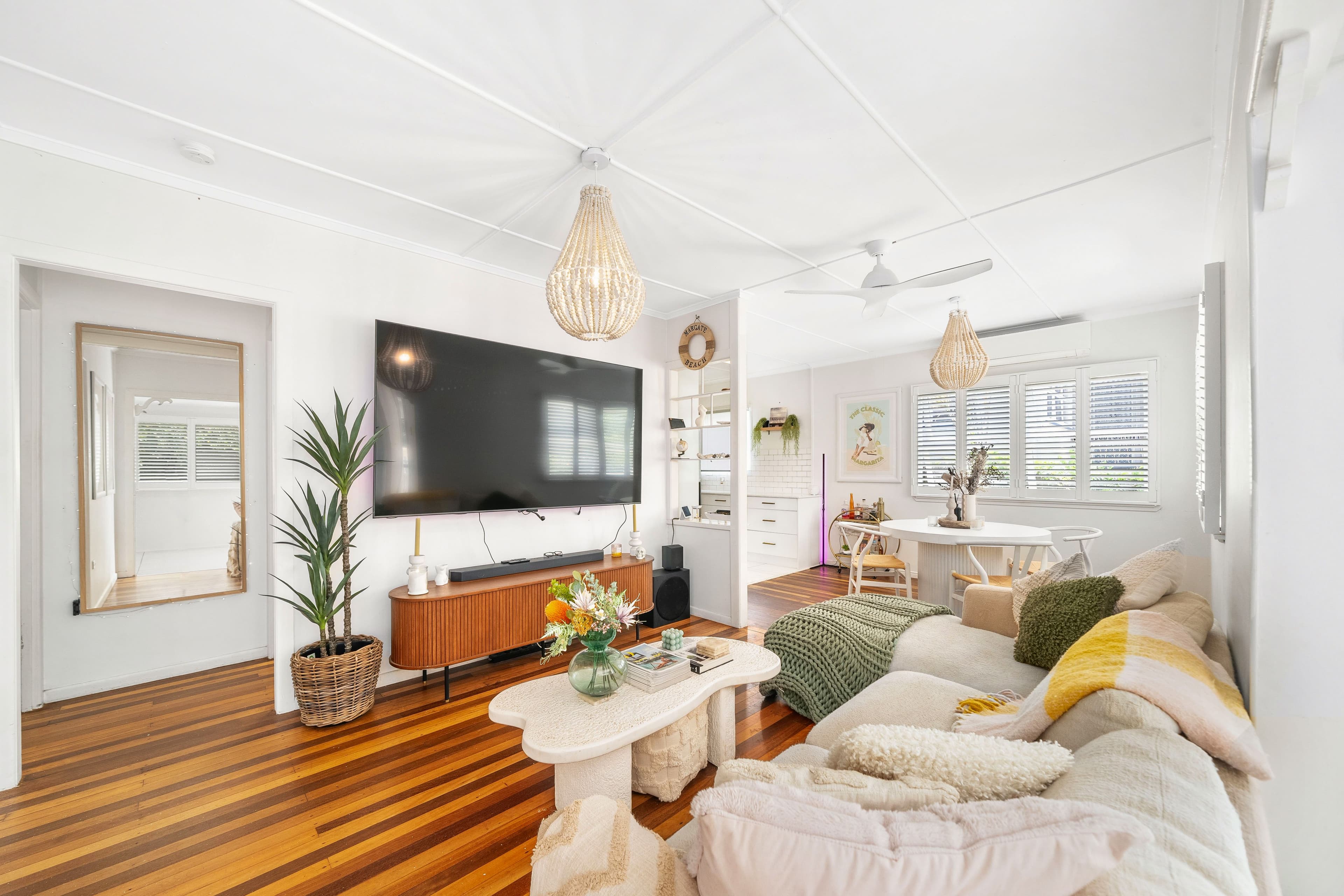 211 Victoria Avenue, Margate QLD 4019, Margate - Thumbnail 2
