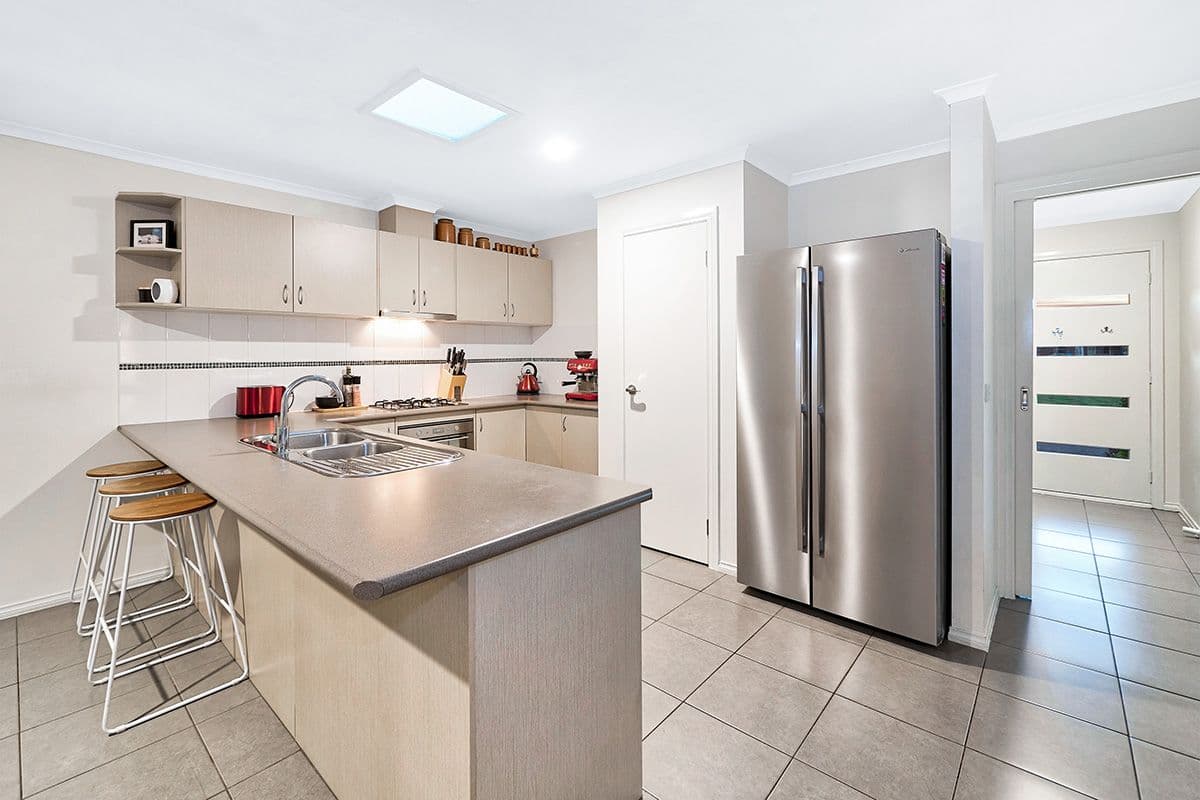 5 Pallyang Lane, Cranbourne East VIC 3977, Cranbourne East - Thumbnail 2