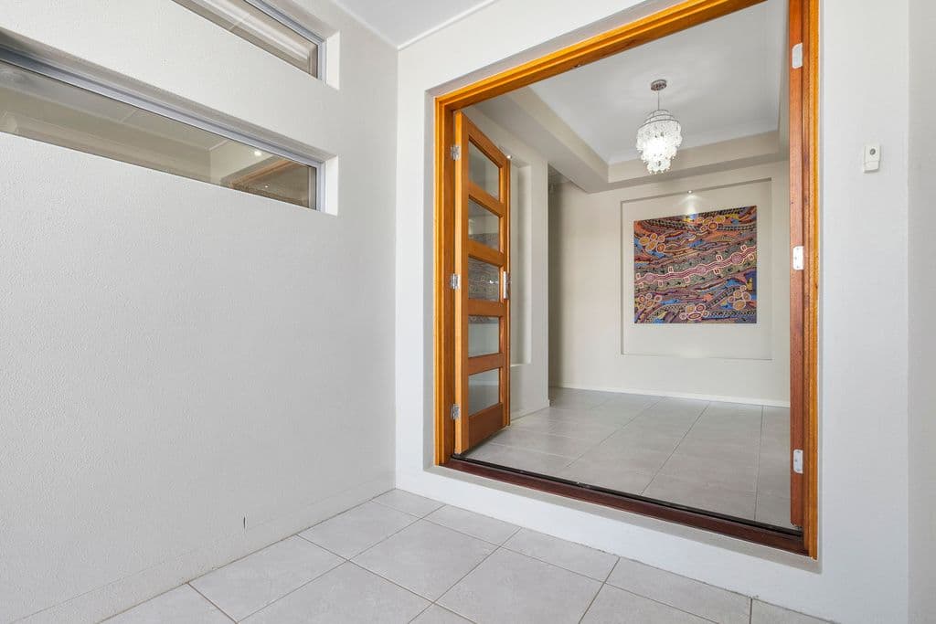 12 Sands Street, Redcliffe, Redcliffe - Thumbnail 4