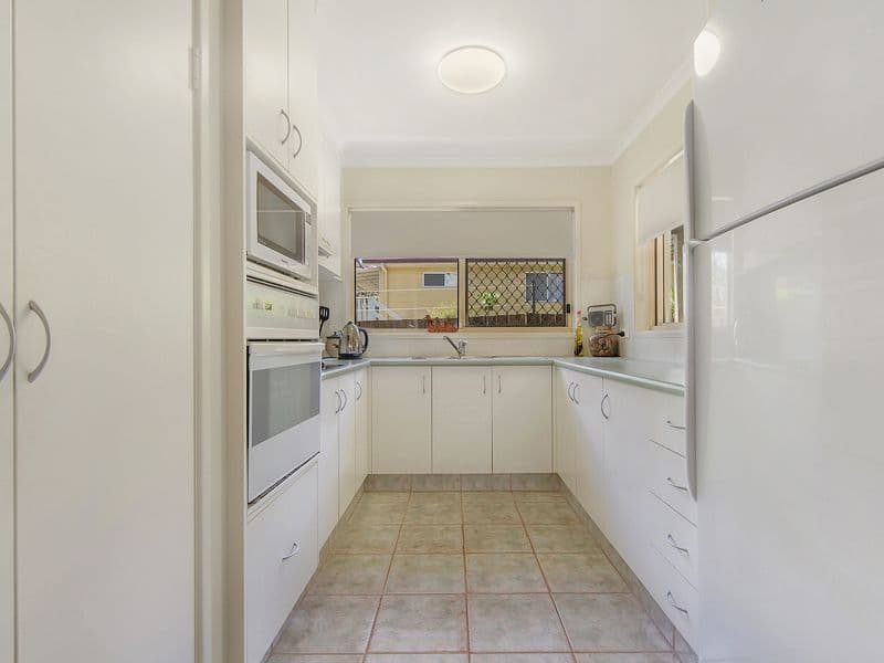 14 Nesbit Street, SOUTHPORT QLD 4215, Southport - Thumbnail 8
