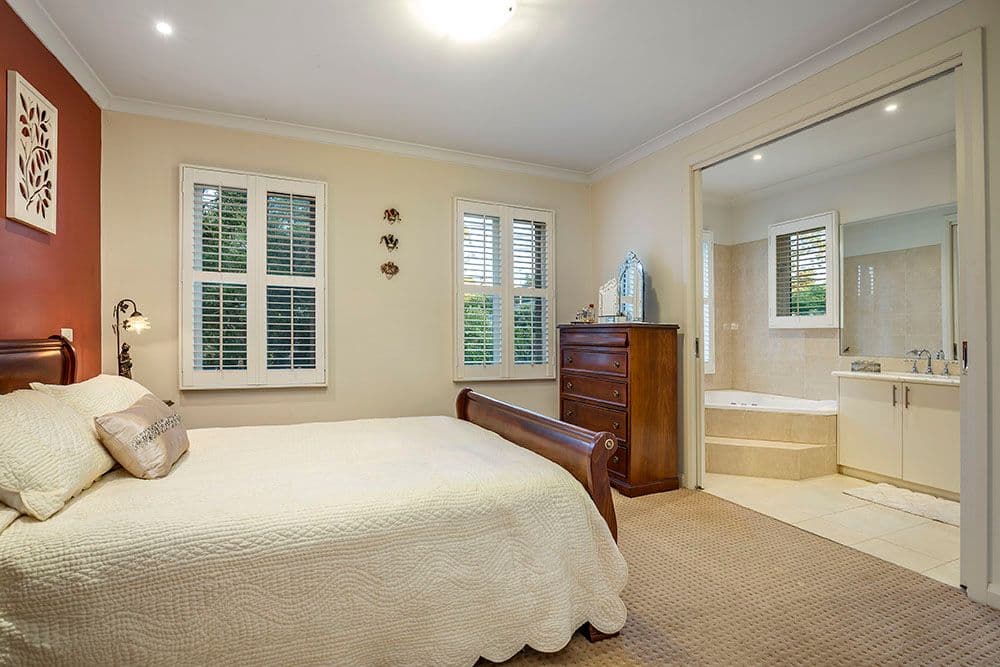 2A Saxon Street, Doncaster VIC 3108, Doncaster - Thumbnail 5