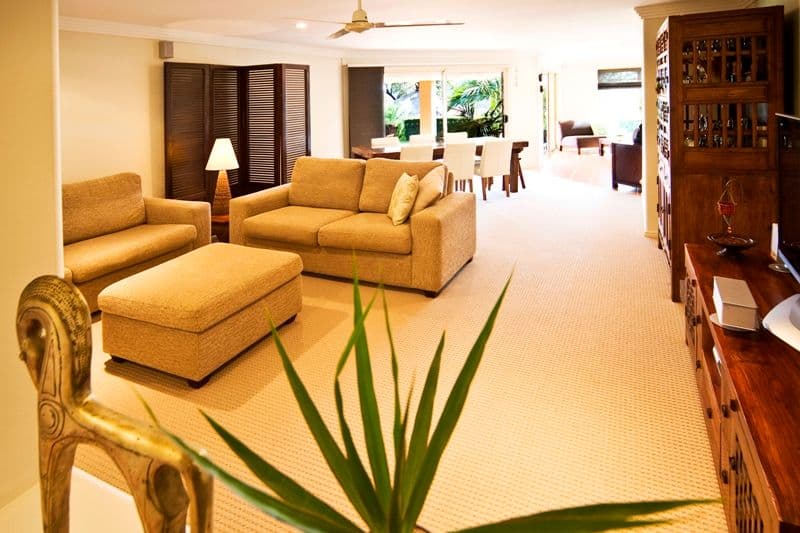 21 Forest Drive, ELANORA QLD 4221, Elanora - Thumbnail 5