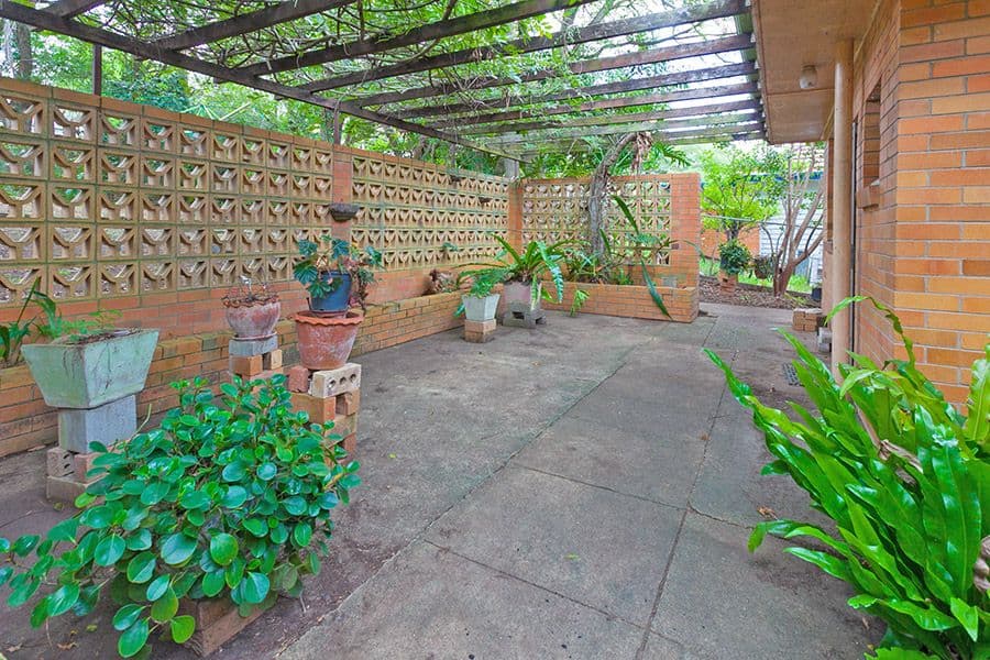 118 Holland Road, HOLLAND PARK QLD 4121, Holland Park - Thumbnail 3