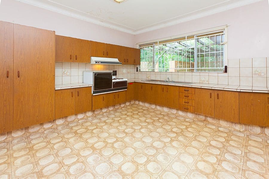 118 Holland Road, HOLLAND PARK QLD 4121, Holland Park - Thumbnail 5