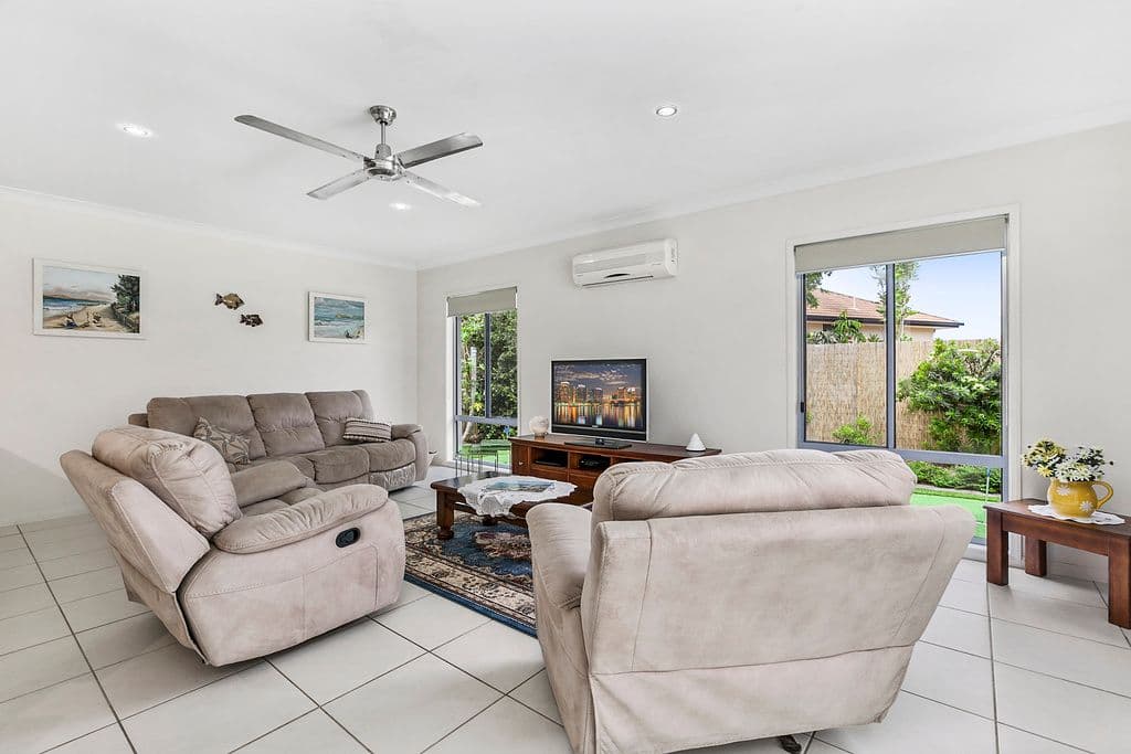 124 The Avenue, Peregian Springs QLD 4573, Peregian Springs - Thumbnail 2