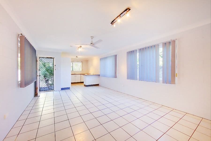 25 Clayton Street, HERMIT PARK QLD 4812, Hermit Park - Thumbnail 2