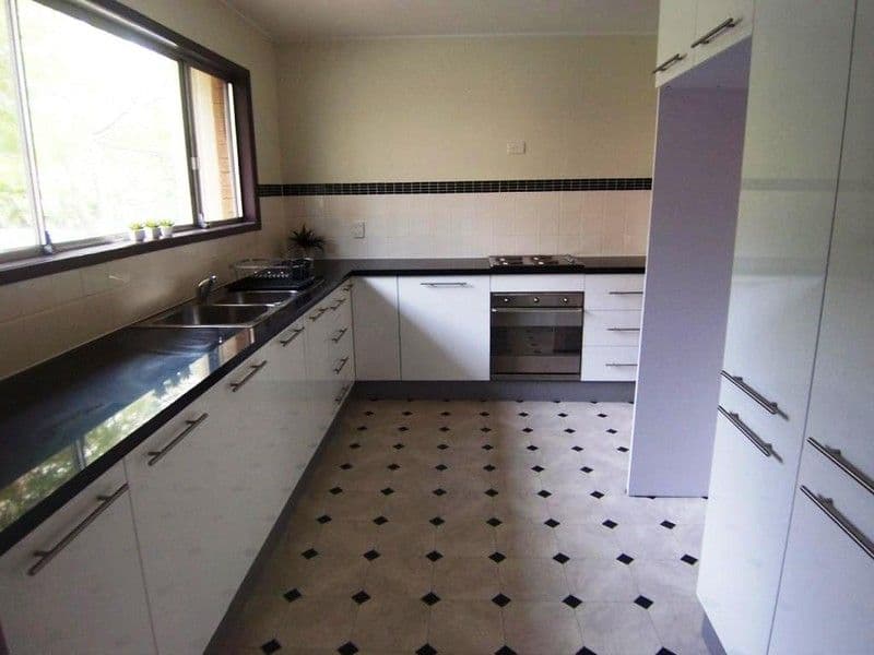 ROCHEDALE SOUTH QLD 4123, Rochedale South - Thumbnail 2